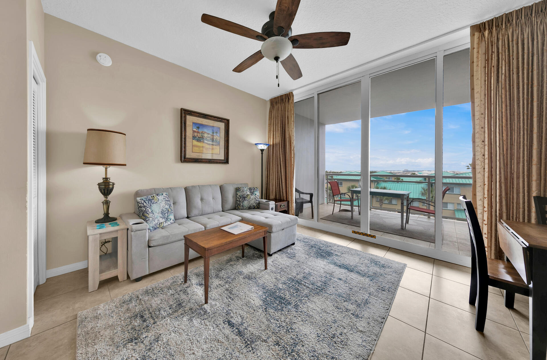 DESTIN WEST GULFSIDE VILLAS - Residential