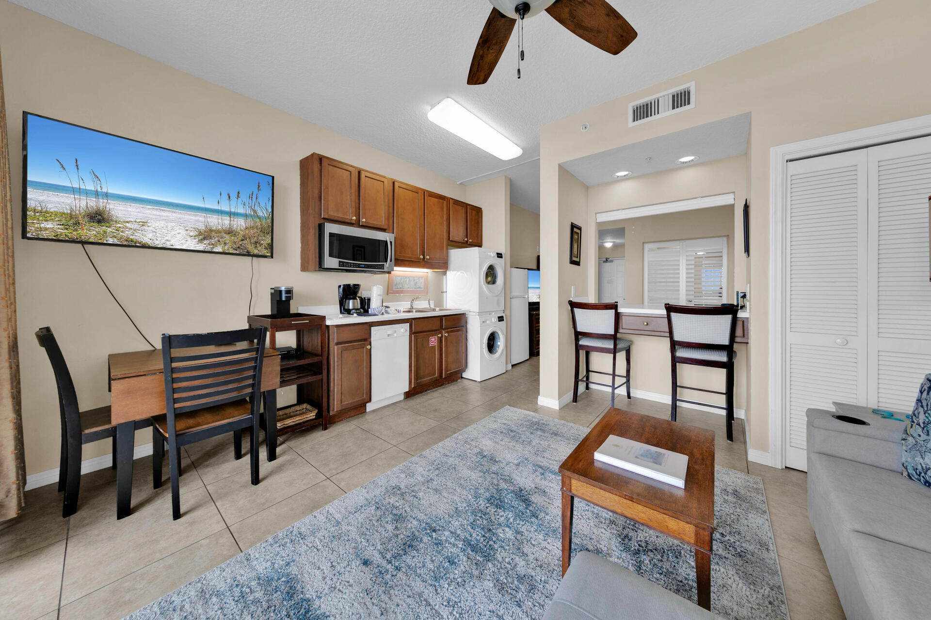 DESTIN WEST GULFSIDE VILLAS - Residential