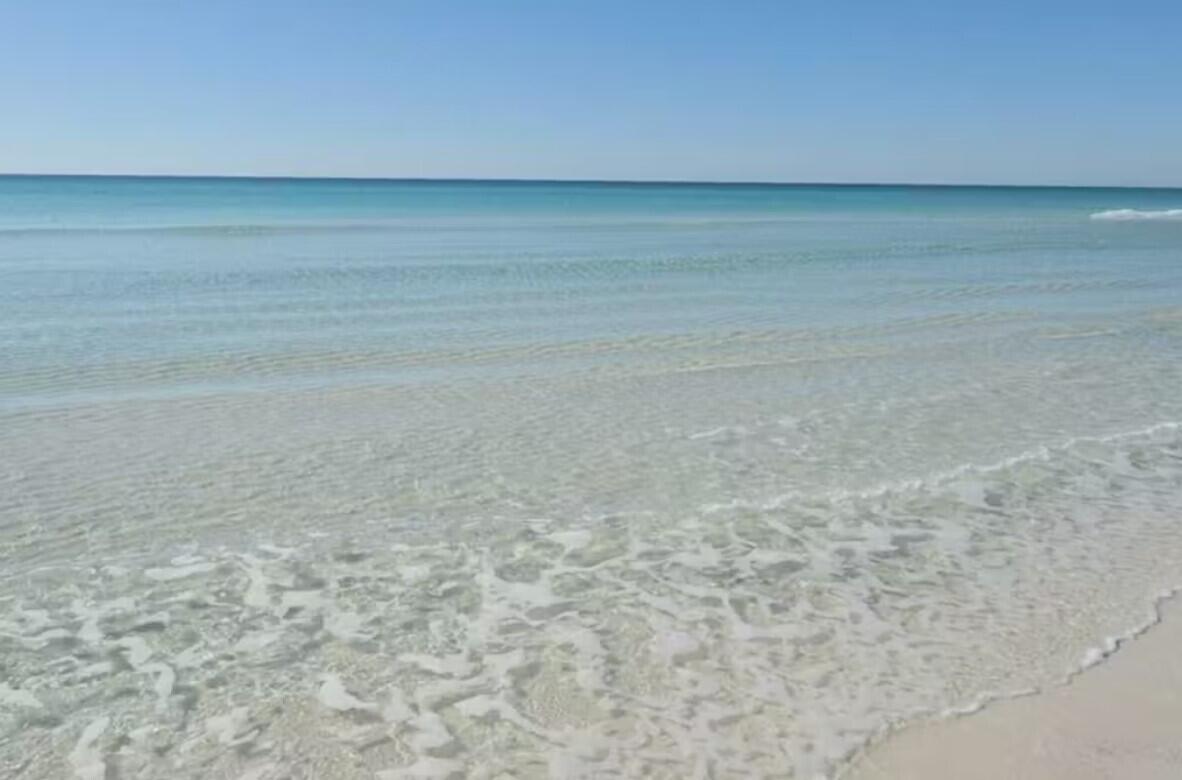 DESTIN WEST GULFSIDE VILLAS - Residential