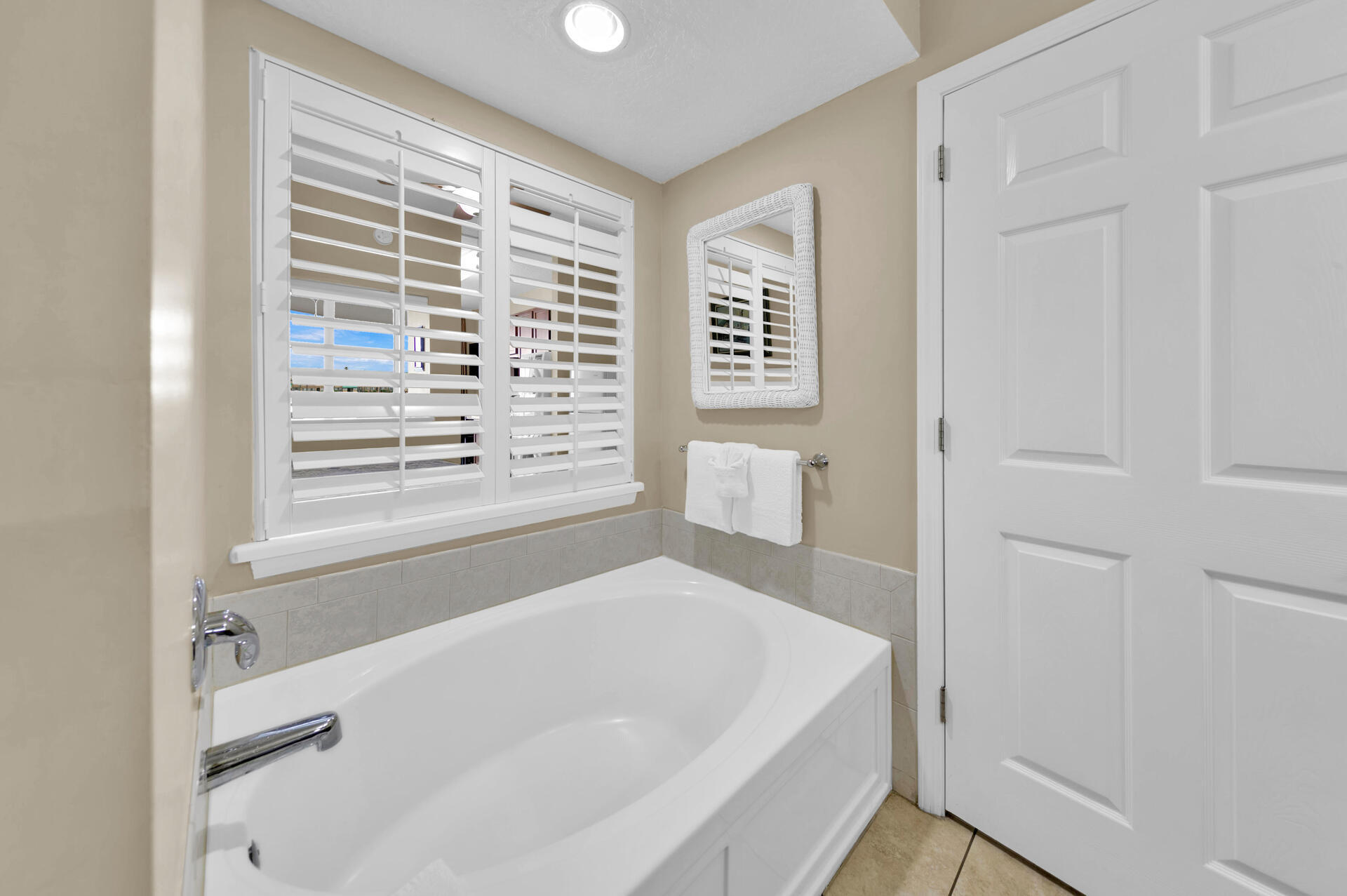 DESTIN WEST GULFSIDE VILLAS - Residential
