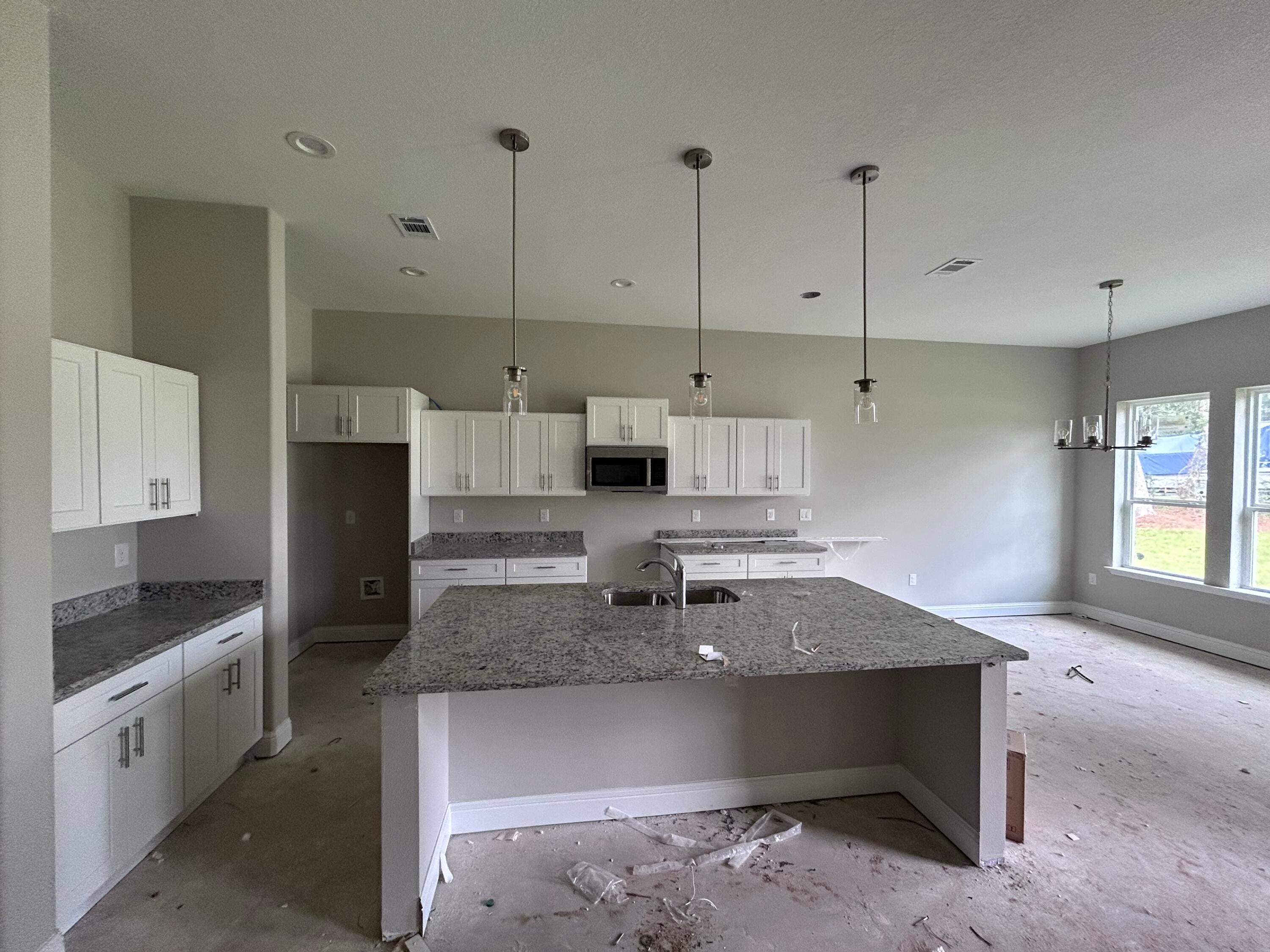 HOLLEY SHORES - Residential