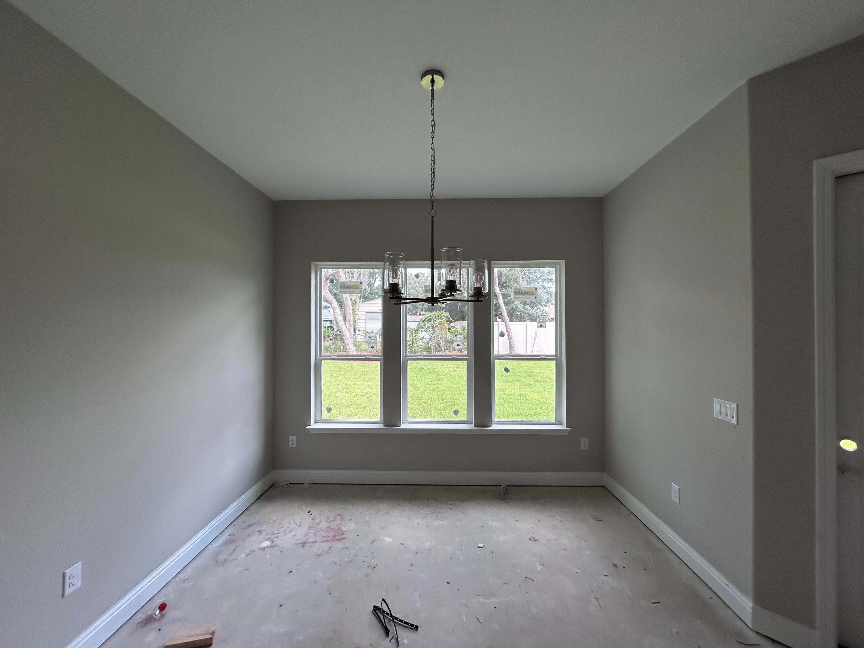 HOLLEY SHORES - Residential