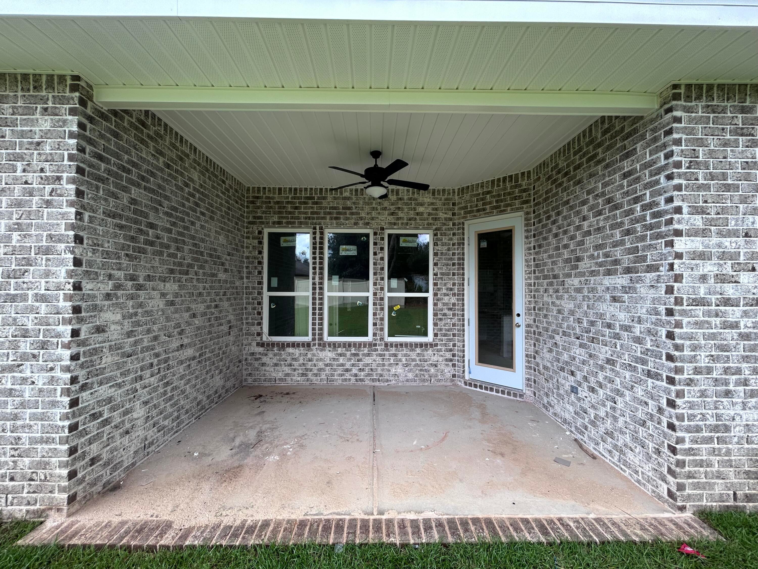 HOLLEY SHORES - Residential