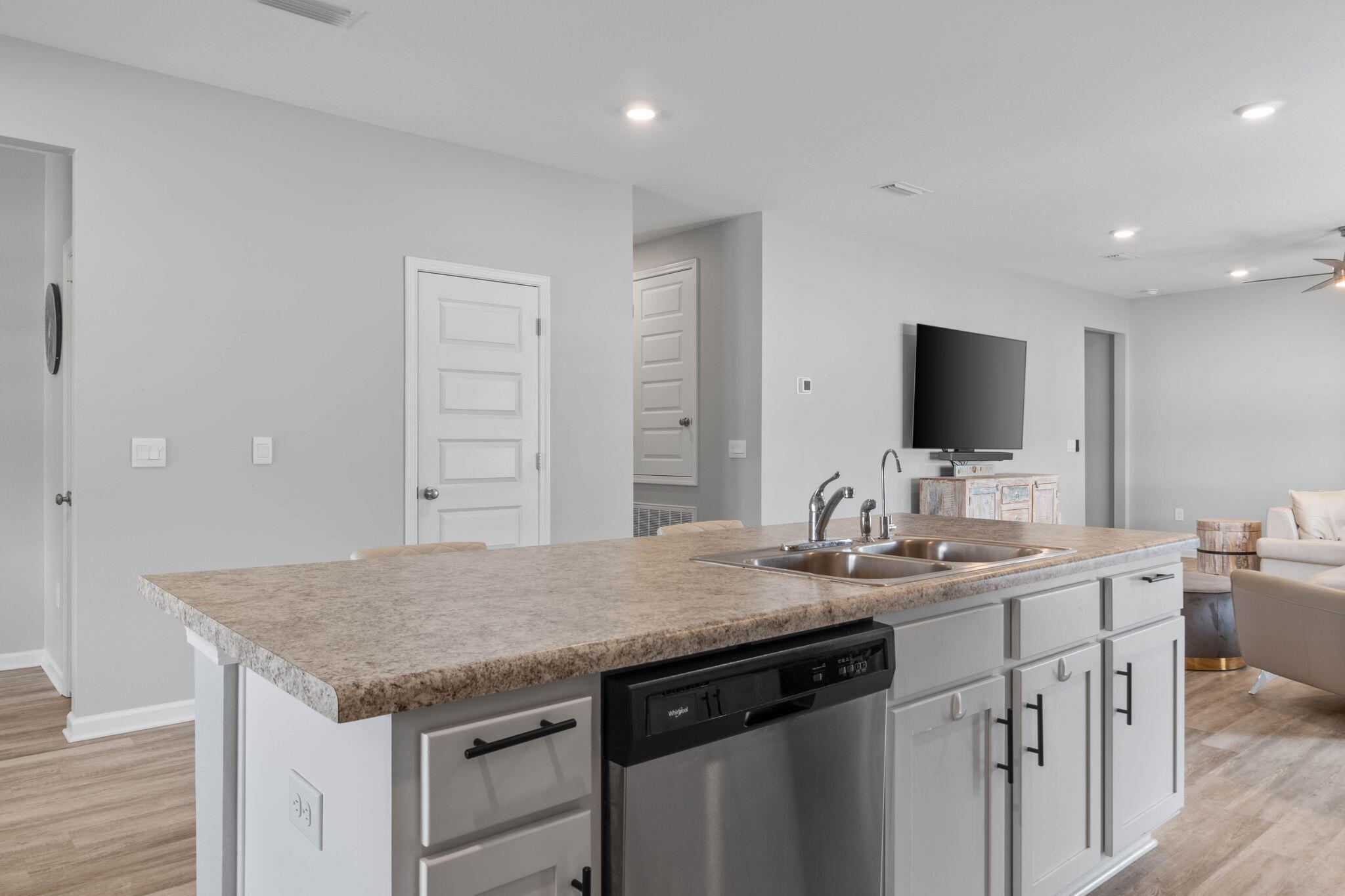 Owl's Head East - Residential