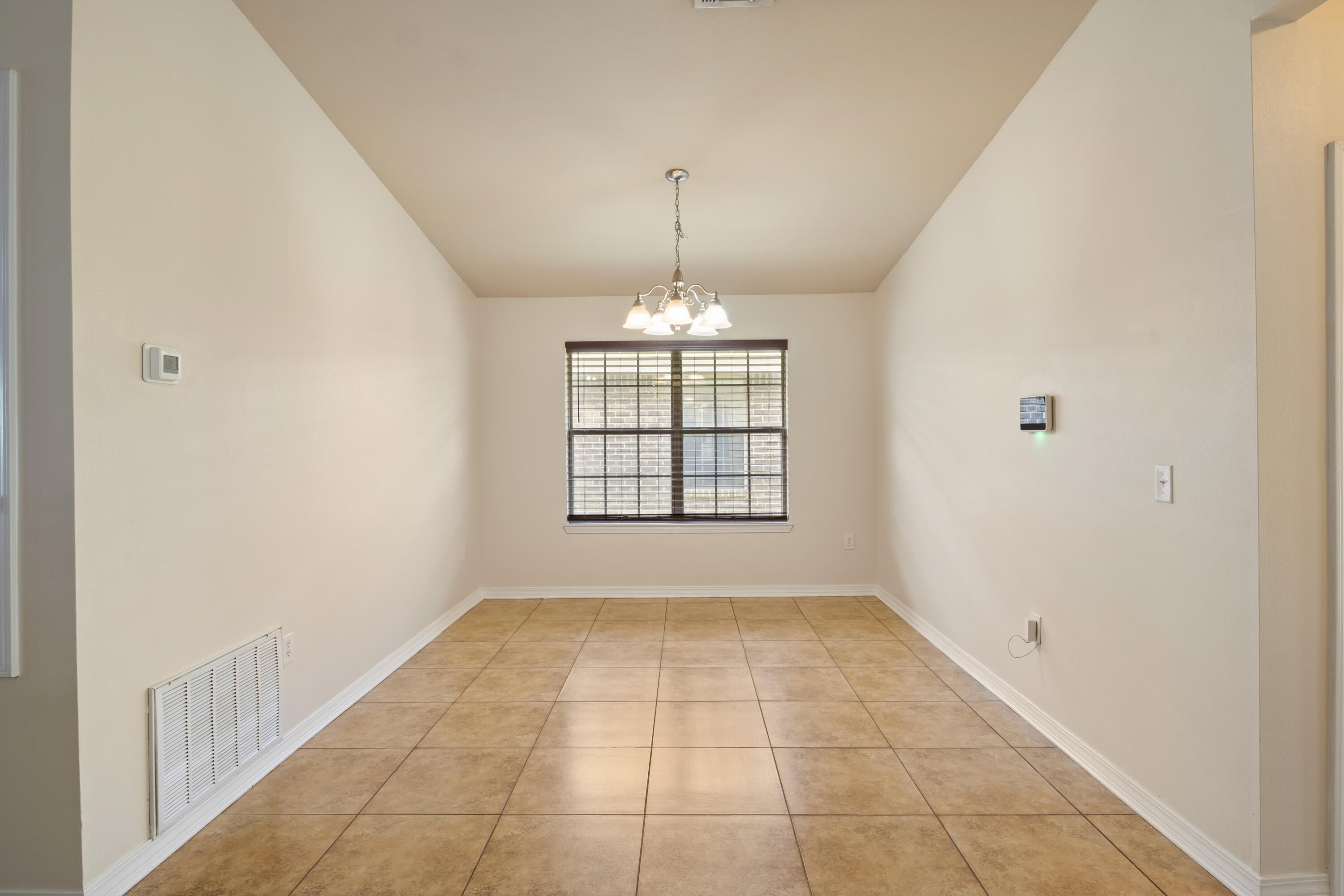 MONTICELLO ESTATES - Residential
