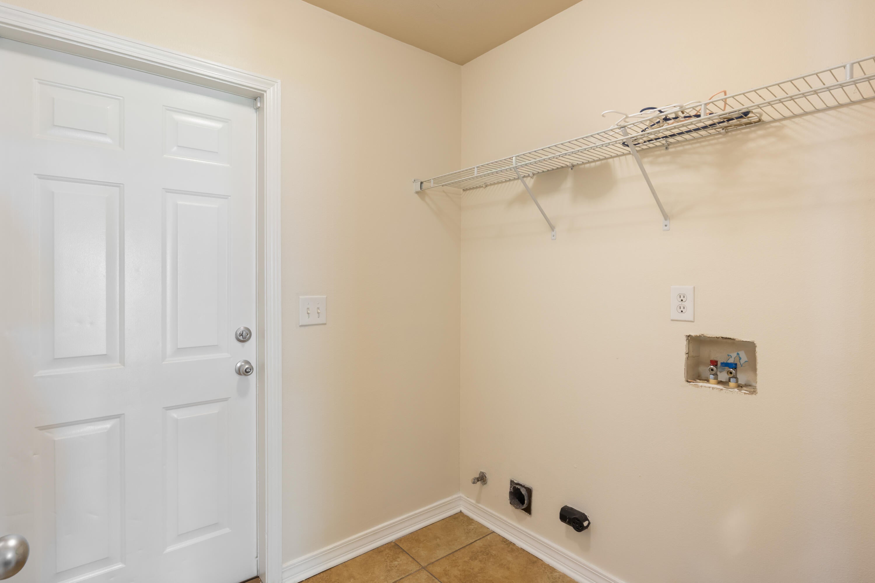 MONTICELLO ESTATES - Residential