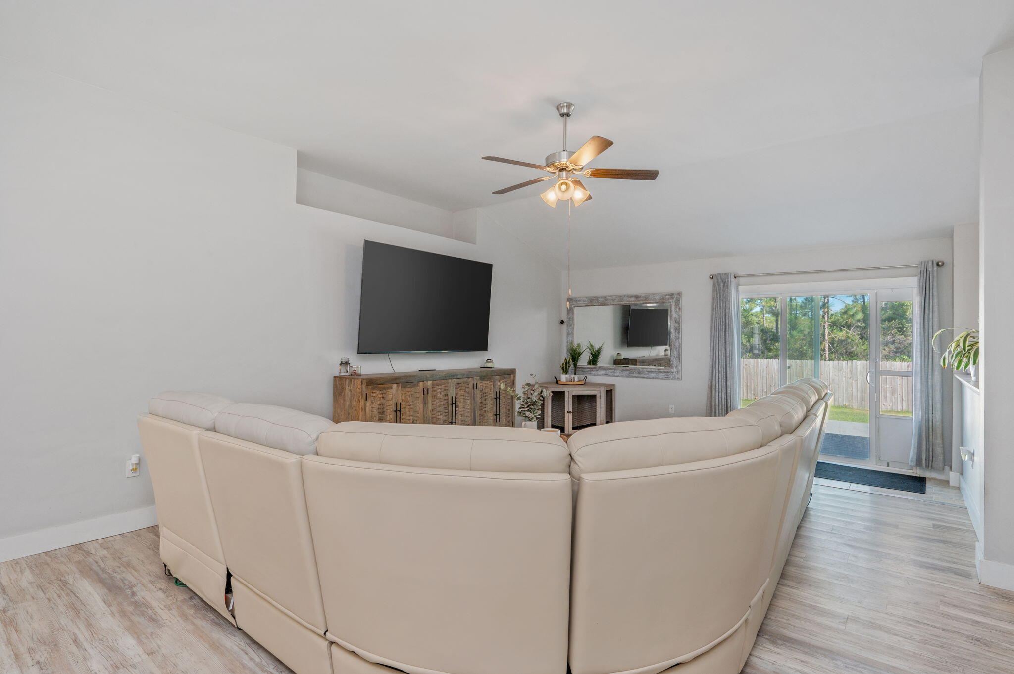 SKY RIDGE ESTATES FIRST ADD - Residential