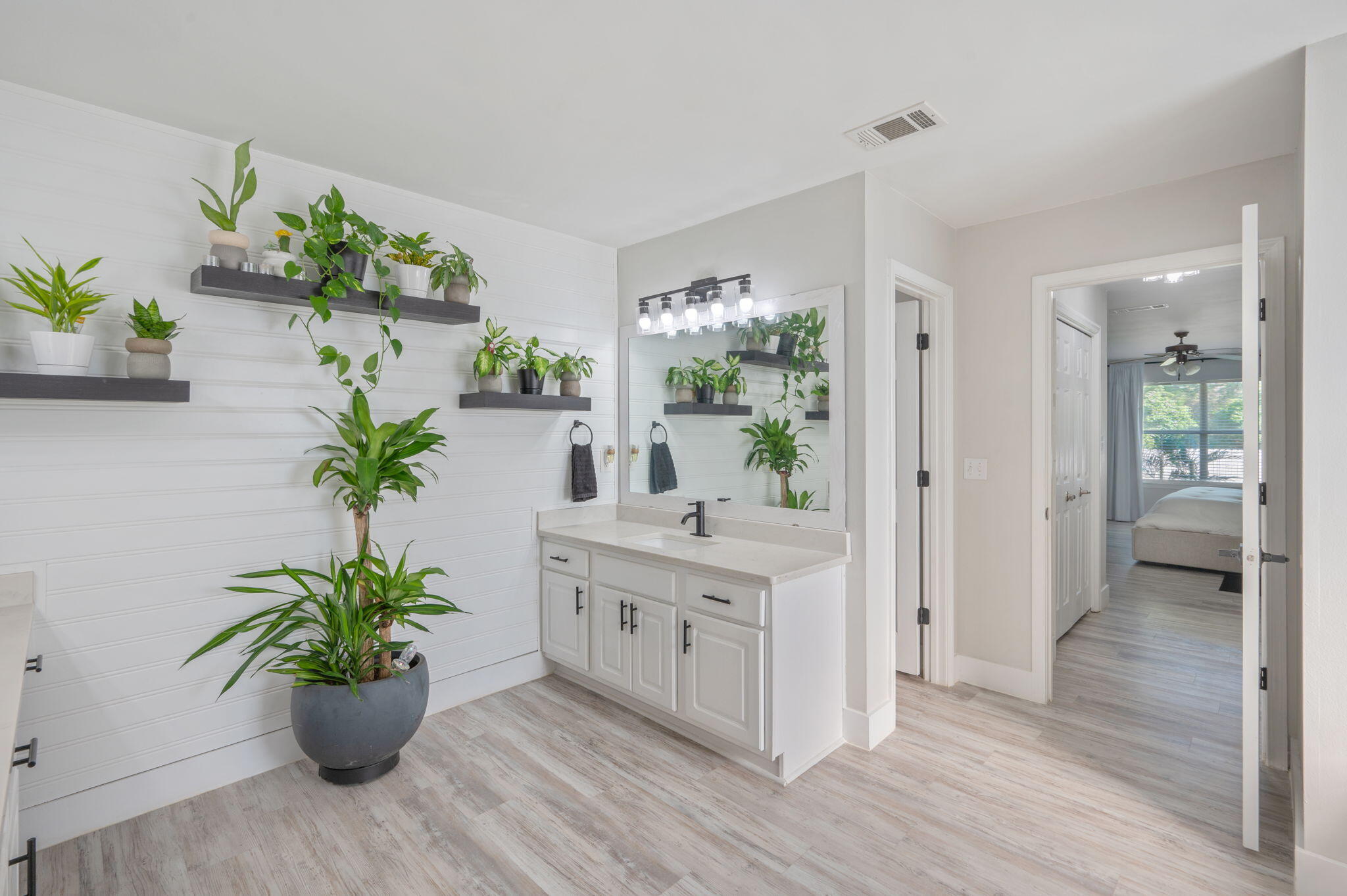 SKY RIDGE ESTATES FIRST ADD - Residential