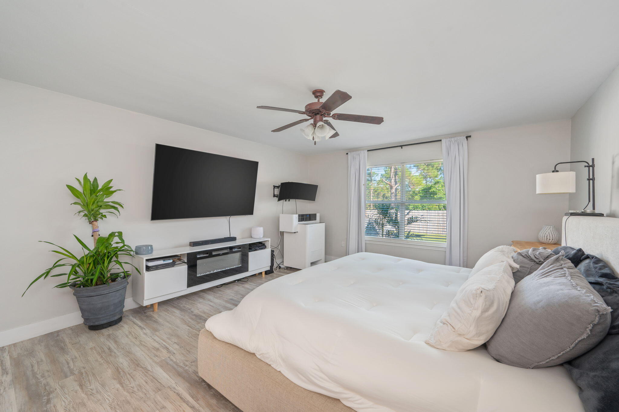 SKY RIDGE ESTATES FIRST ADD - Residential