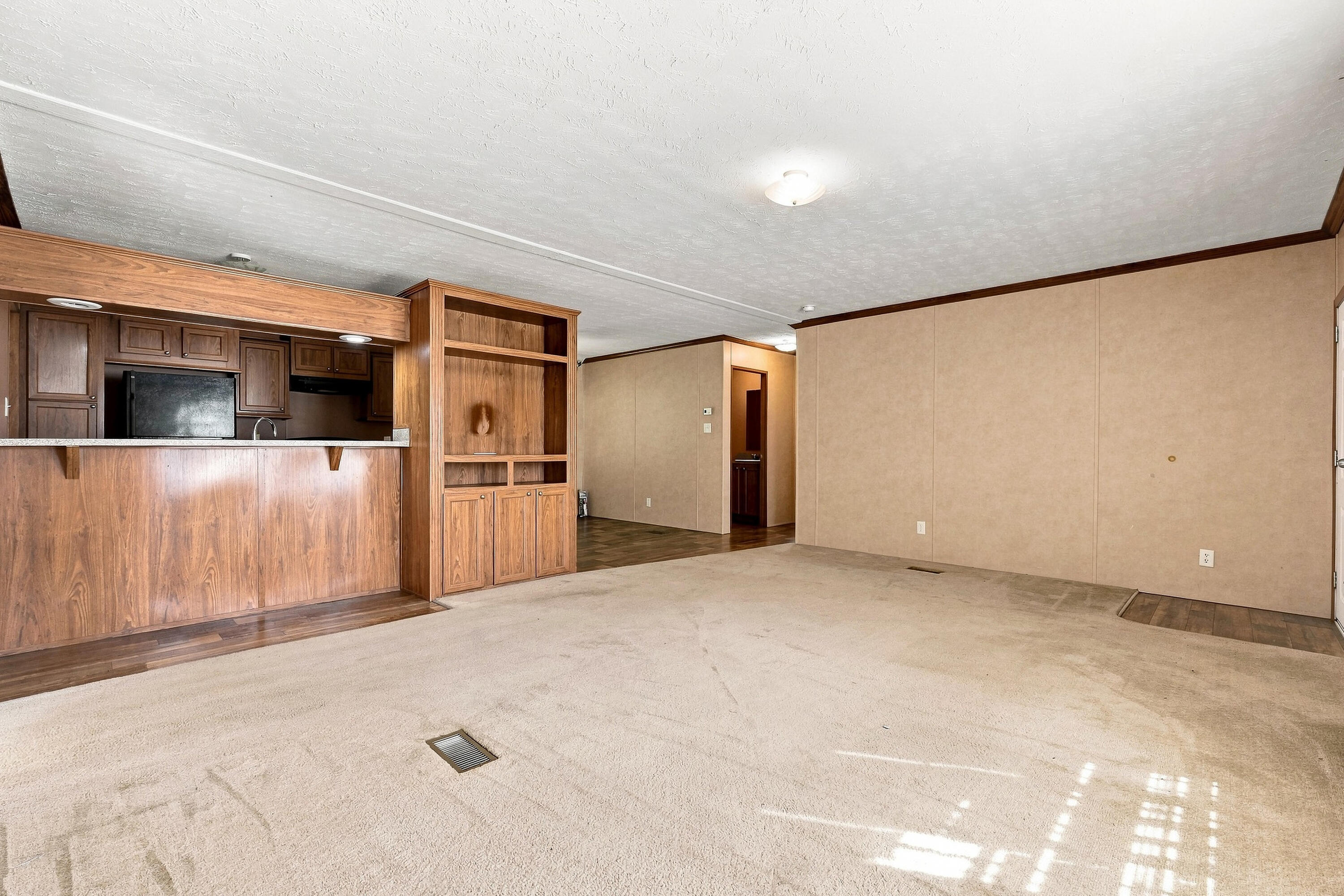 METES & BOUNDS - Residential Lease