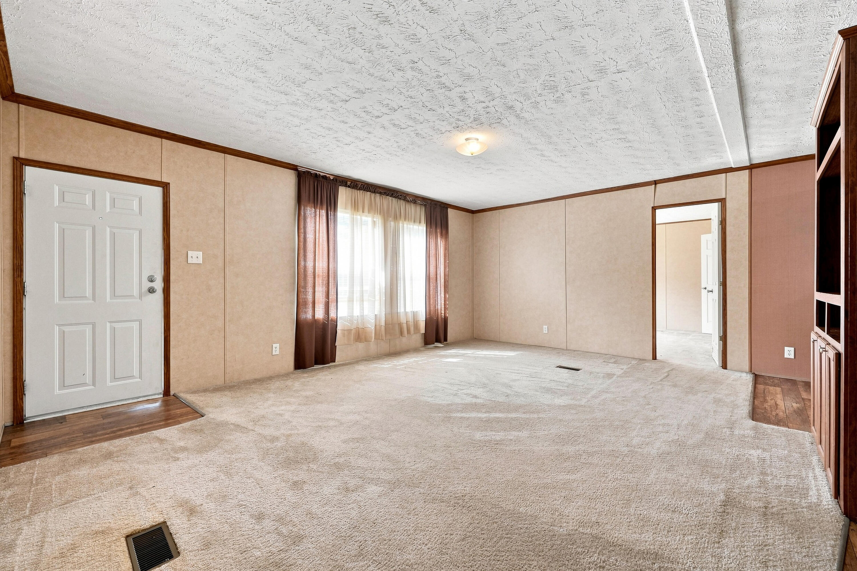 METES & BOUNDS - Residential Lease