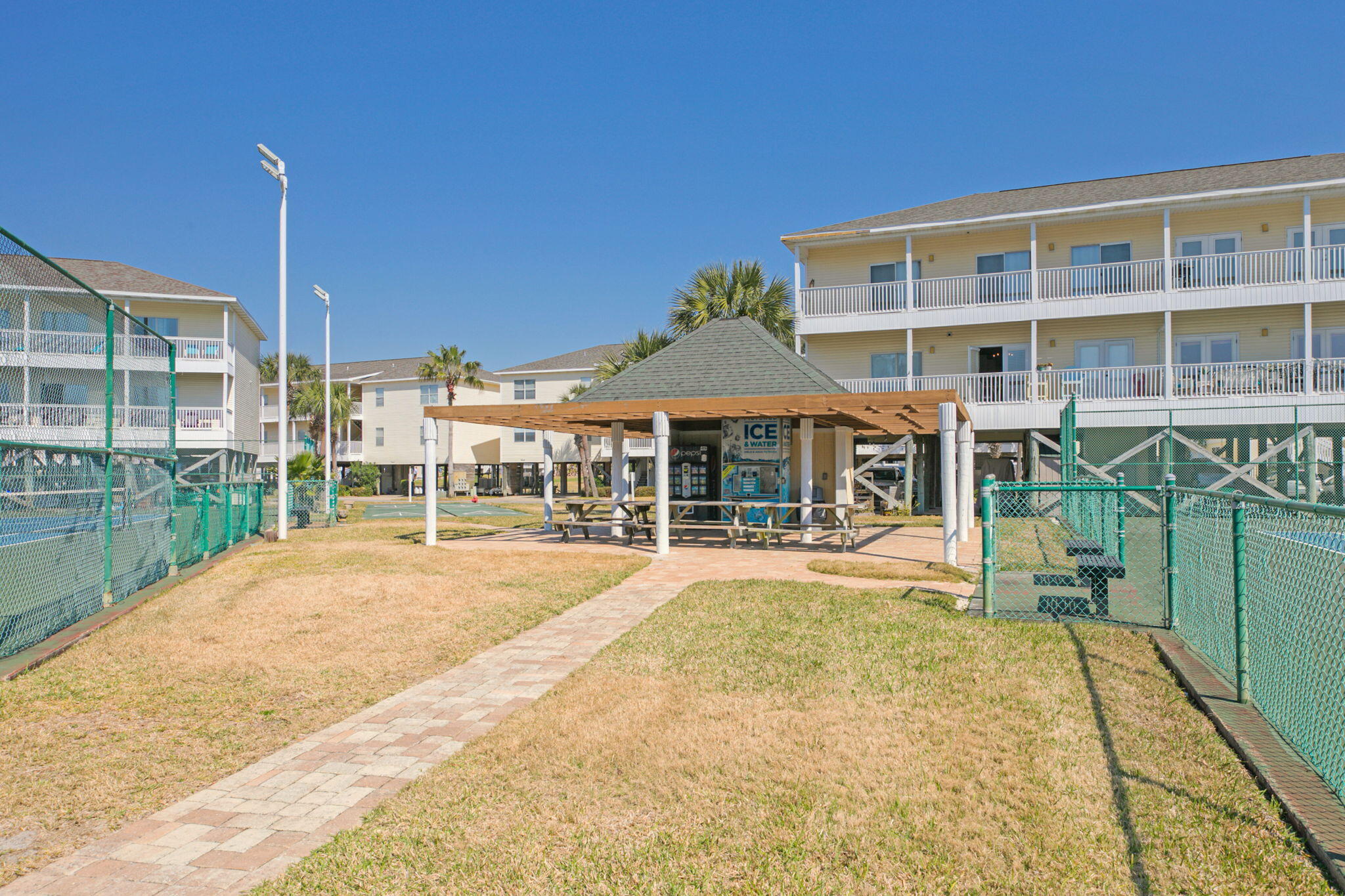 Sandpiper Cove - Residential