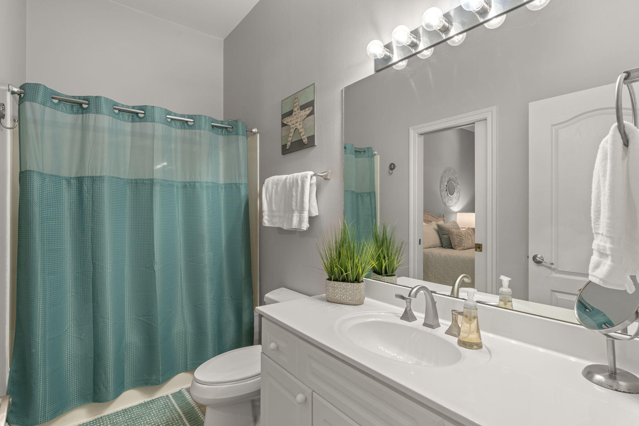 SEASCAPE CONDO PH 10 - Residential
