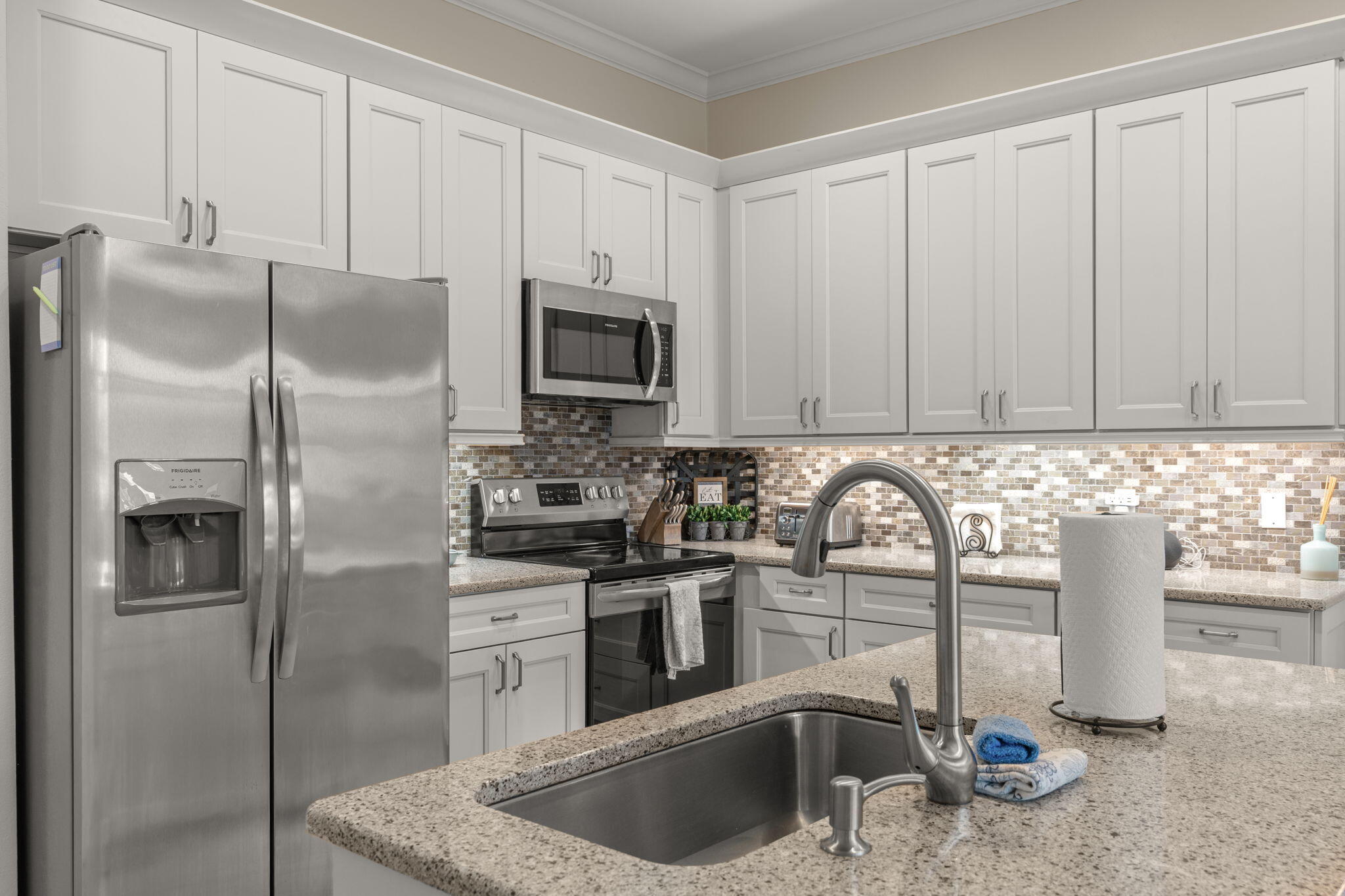 SEASCAPE CONDO PH 10 - Residential
