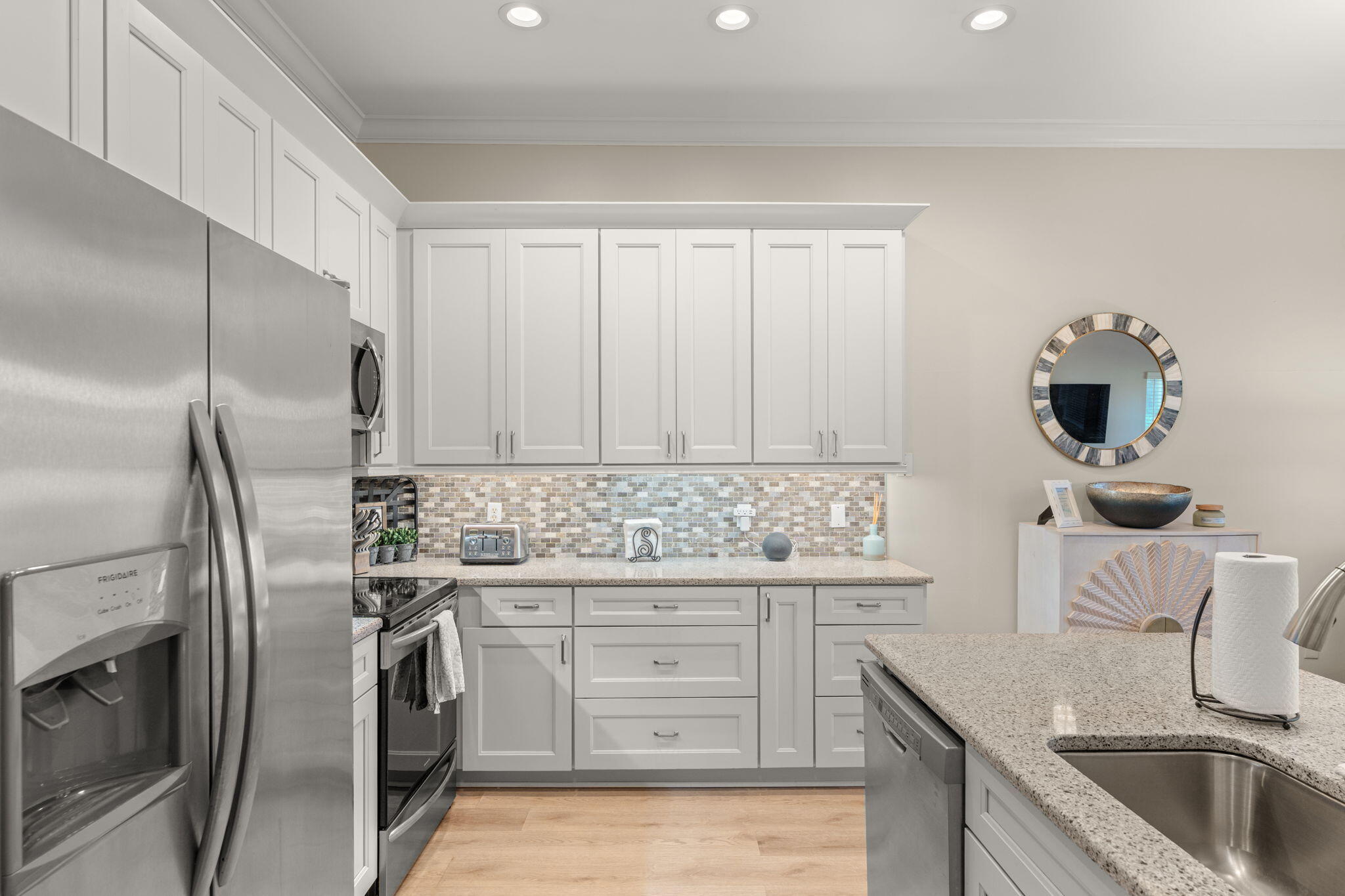 SEASCAPE CONDO PH 10 - Residential