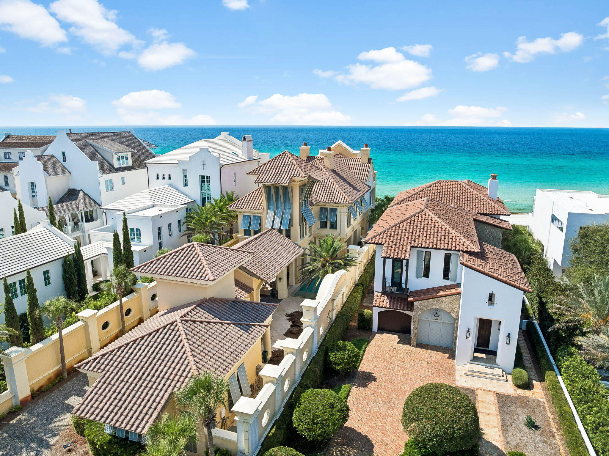 PARADISE BY THE SEA - Land