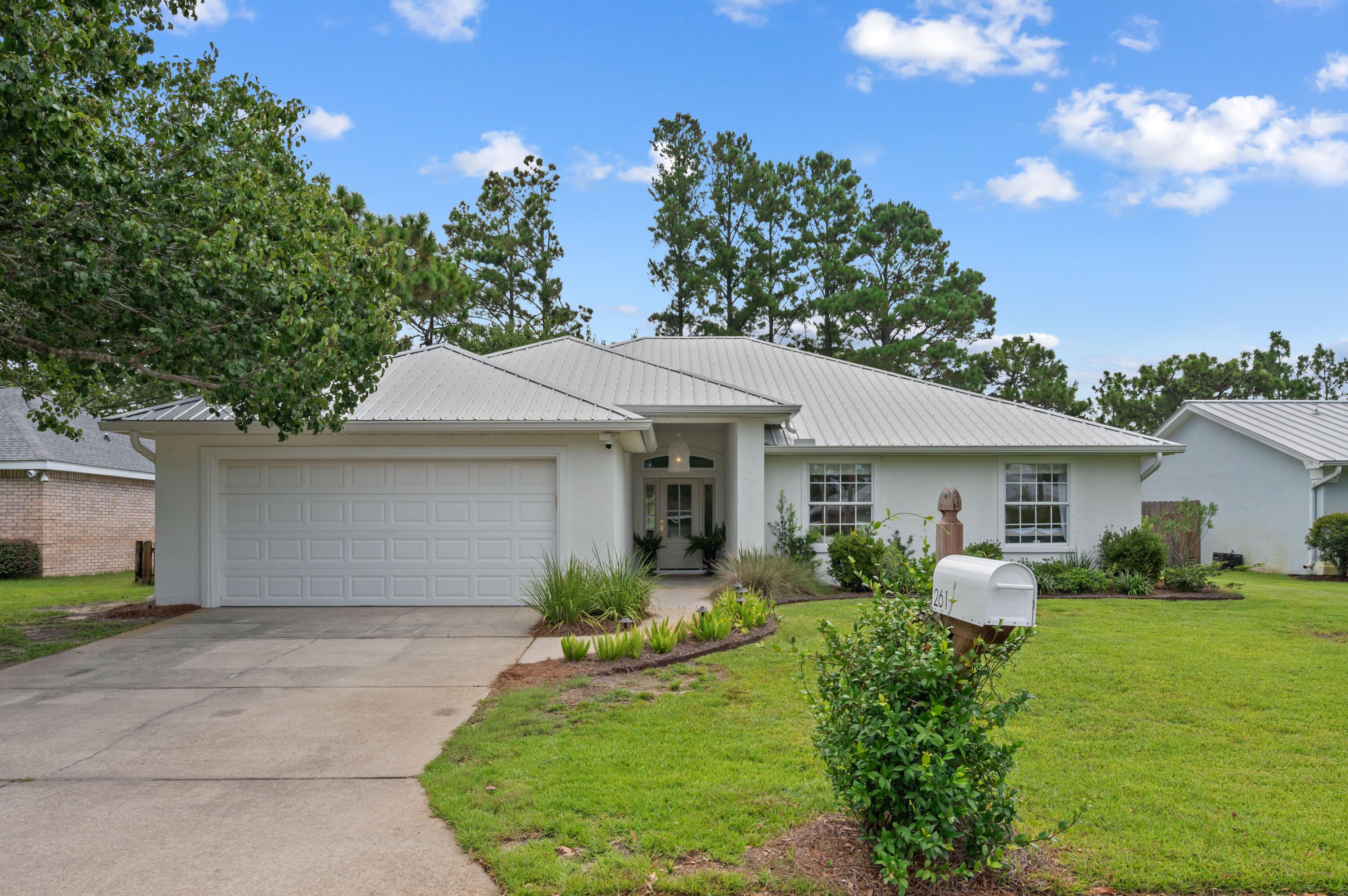 Emerald Walk - Residential