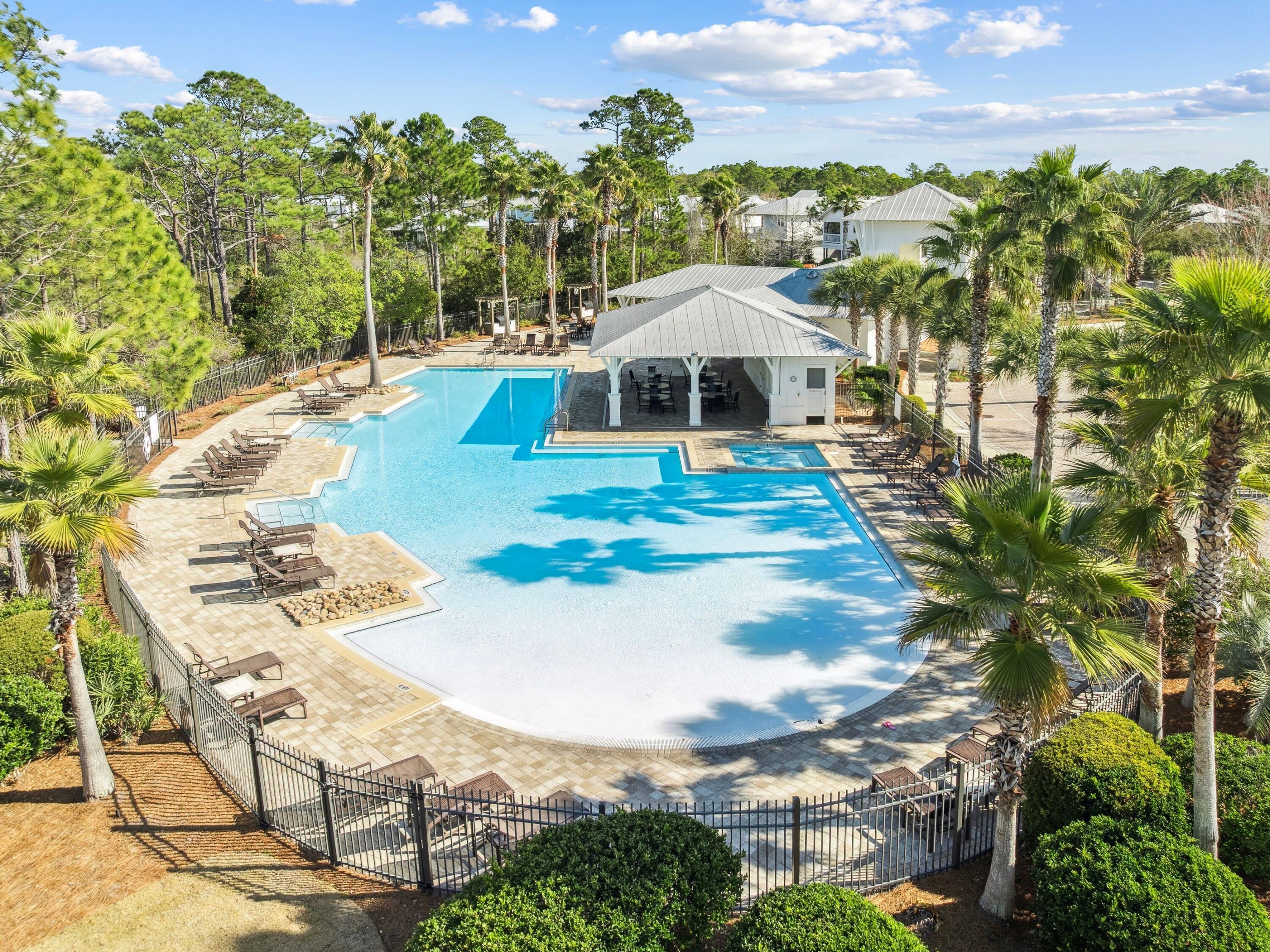 NATUREWALK AT SEAGROVE - Residential