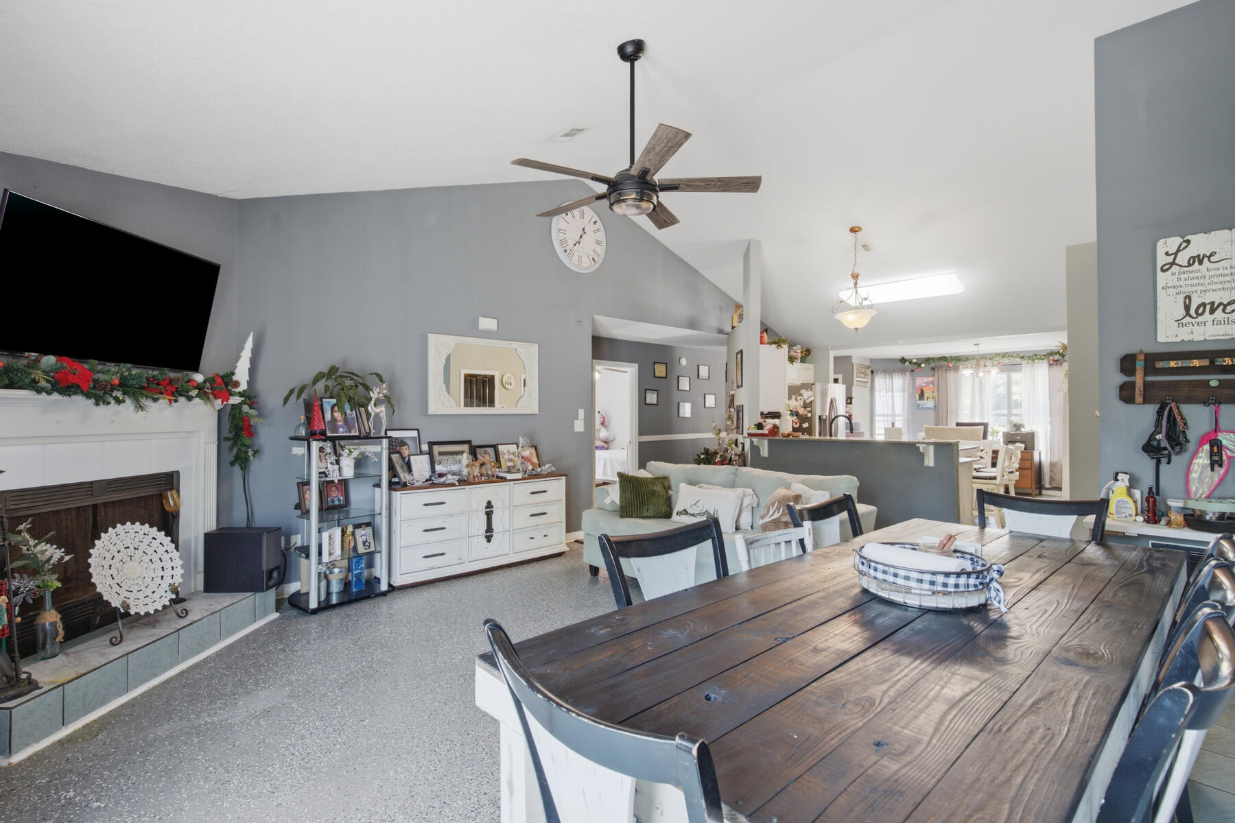 TURKEY-CREEK ESTATES - Residential
