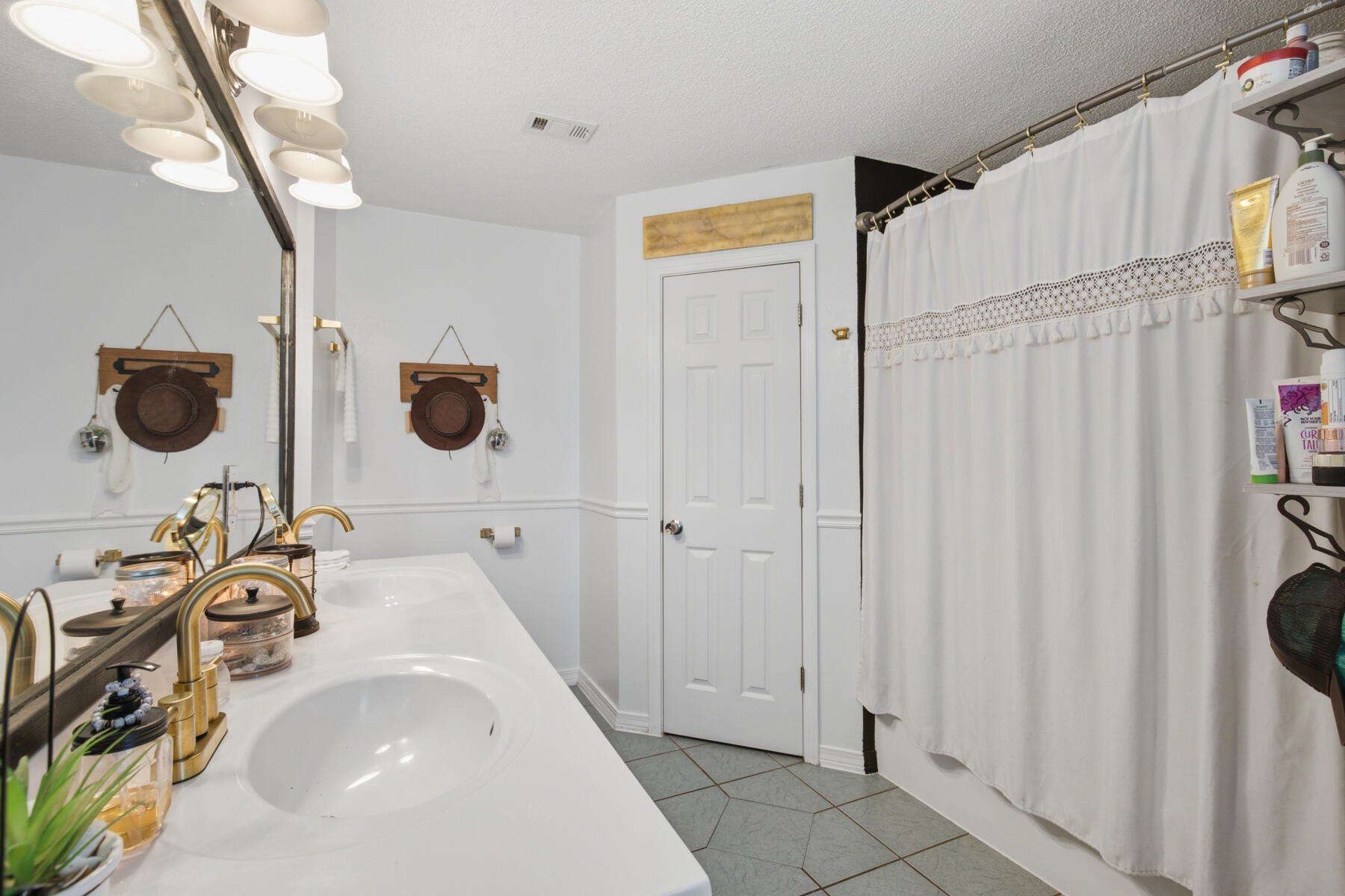 TURKEY-CREEK ESTATES - Residential
