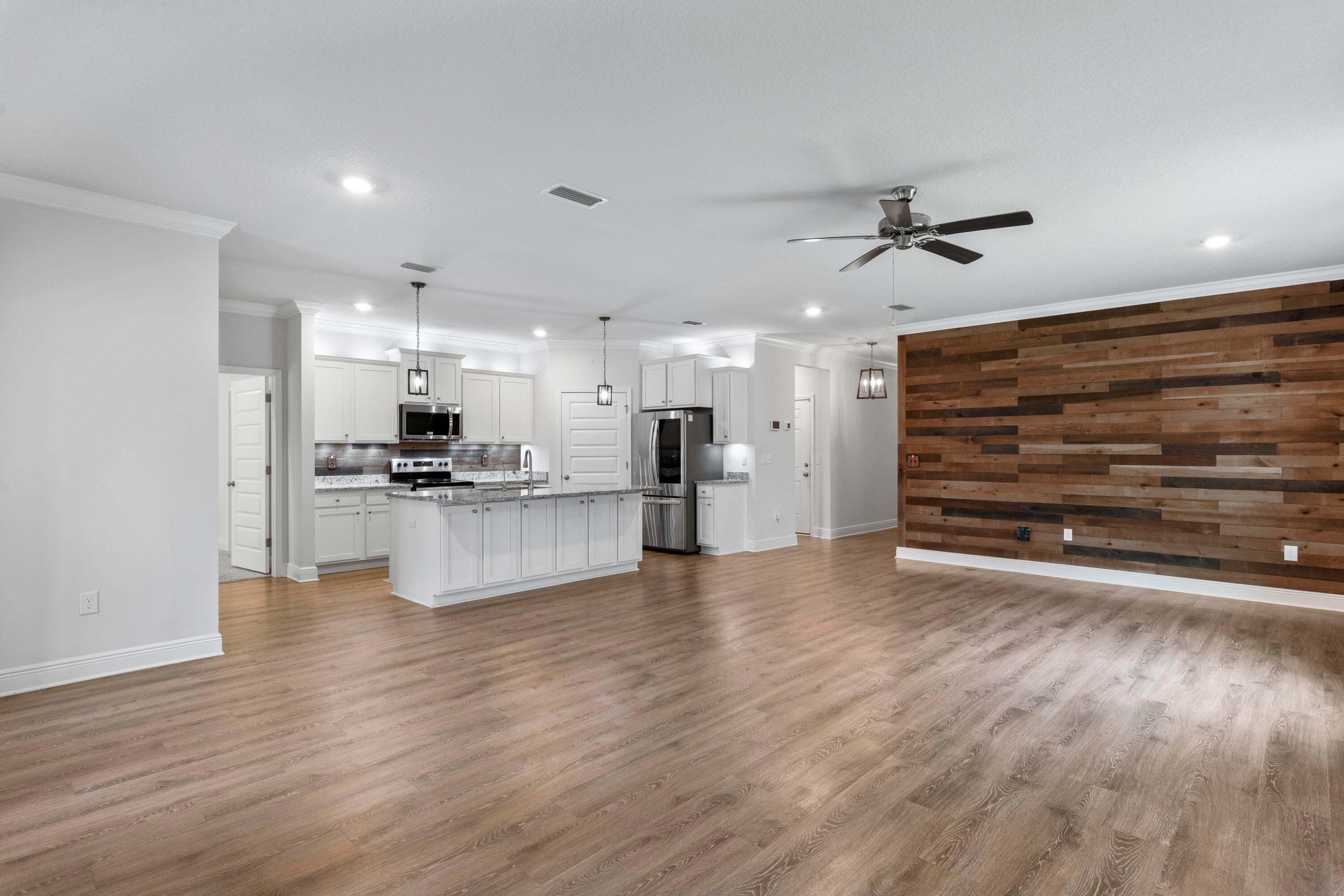 HAMMOCK BAY - FIREFLY - Residential
