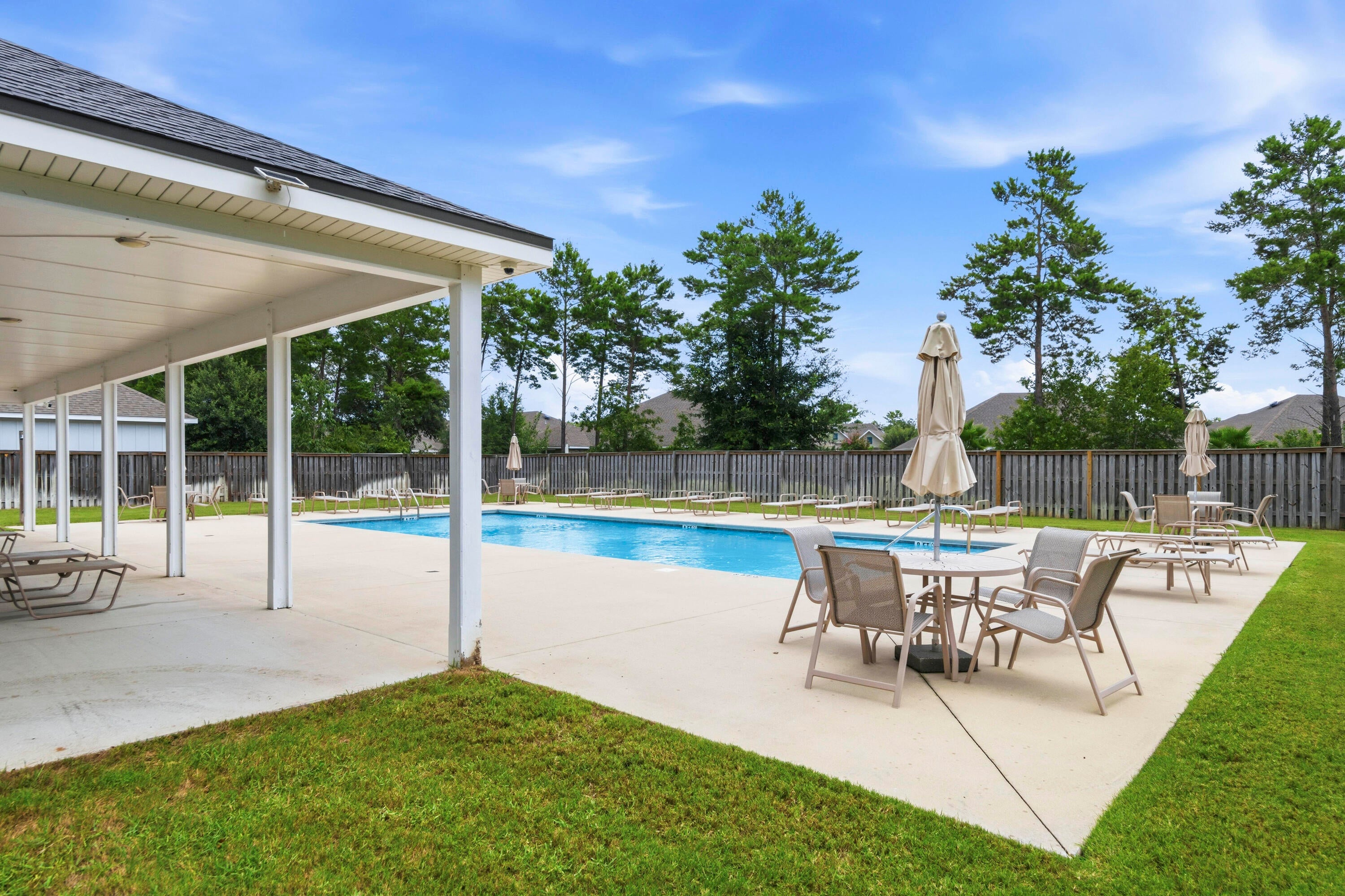 HAMMOCK BAY - FIREFLY - Residential