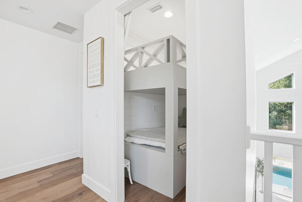 DAUGHETTES AMENDED - Residential