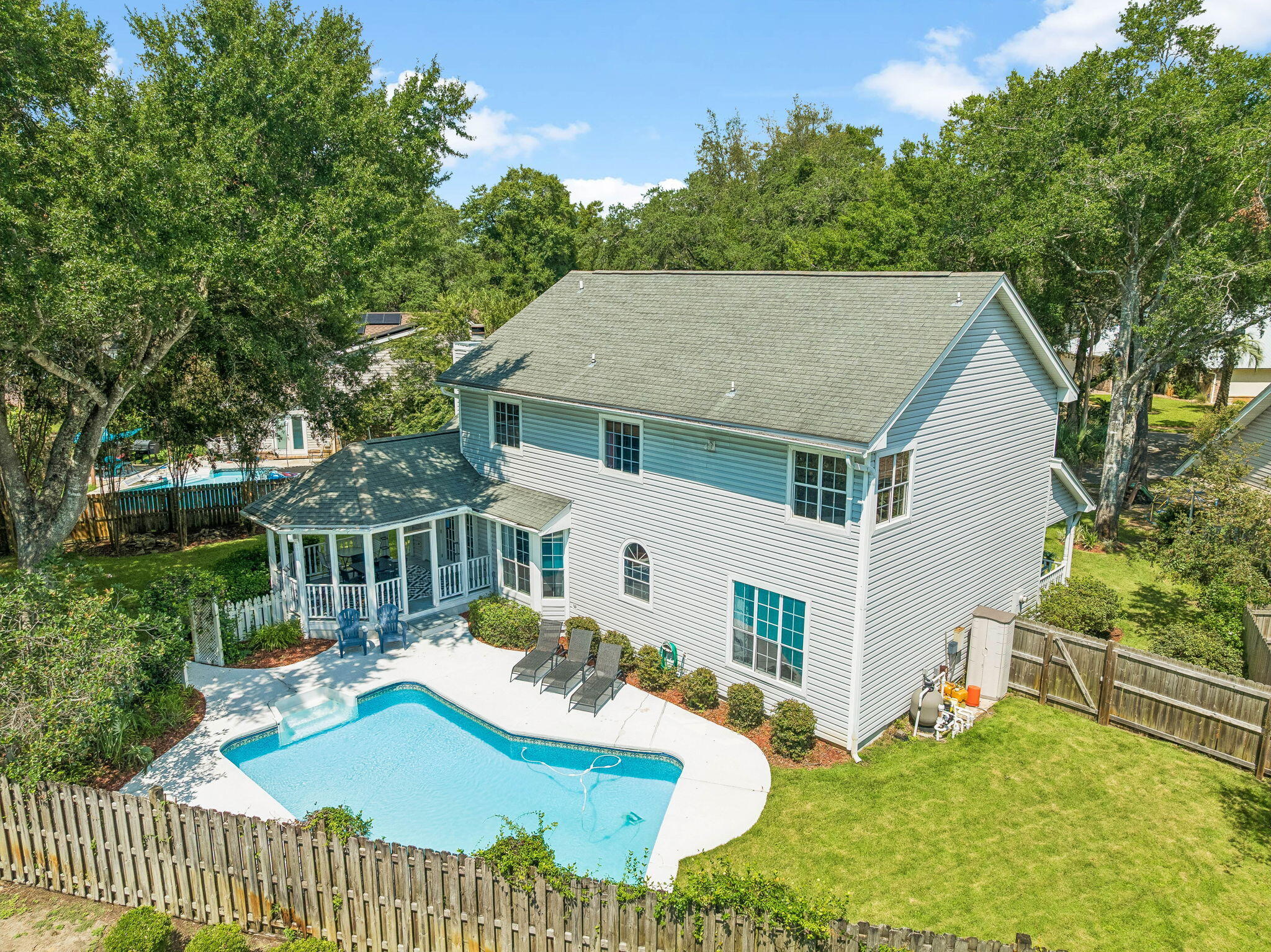 PALM SHORES FIRST ADDN - Residential