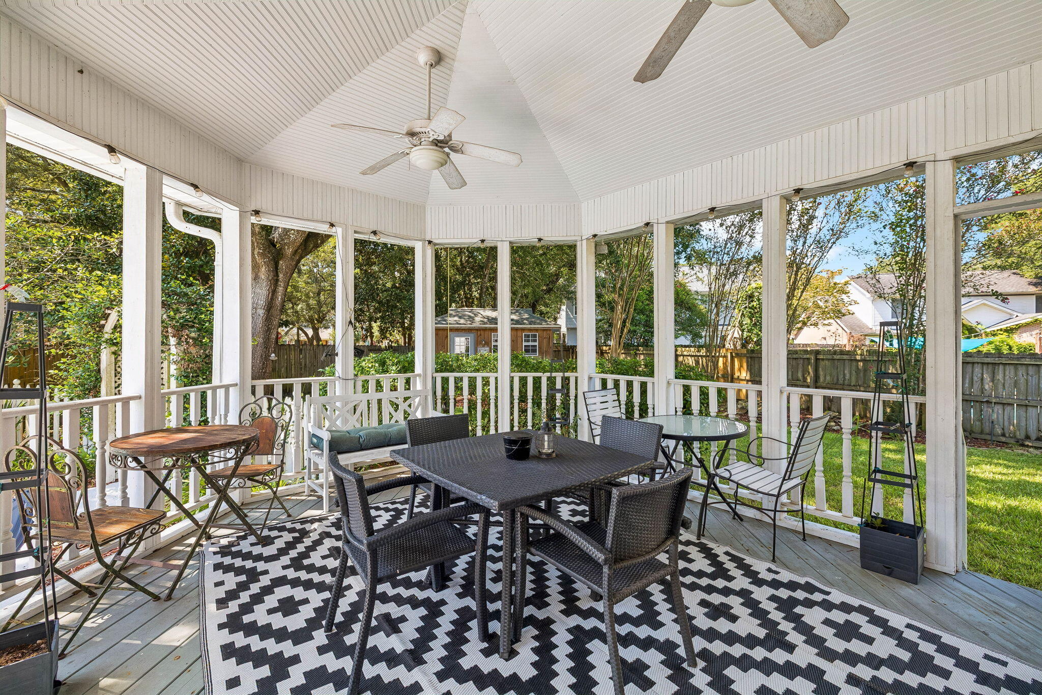 PALM SHORES FIRST ADDN - Residential
