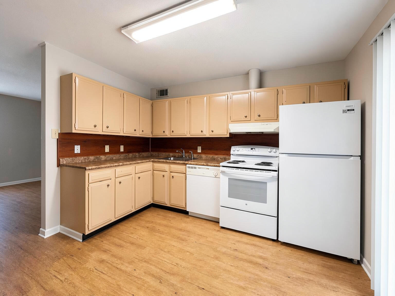 UNRECORDED SUBDIVISION - Residential Lease