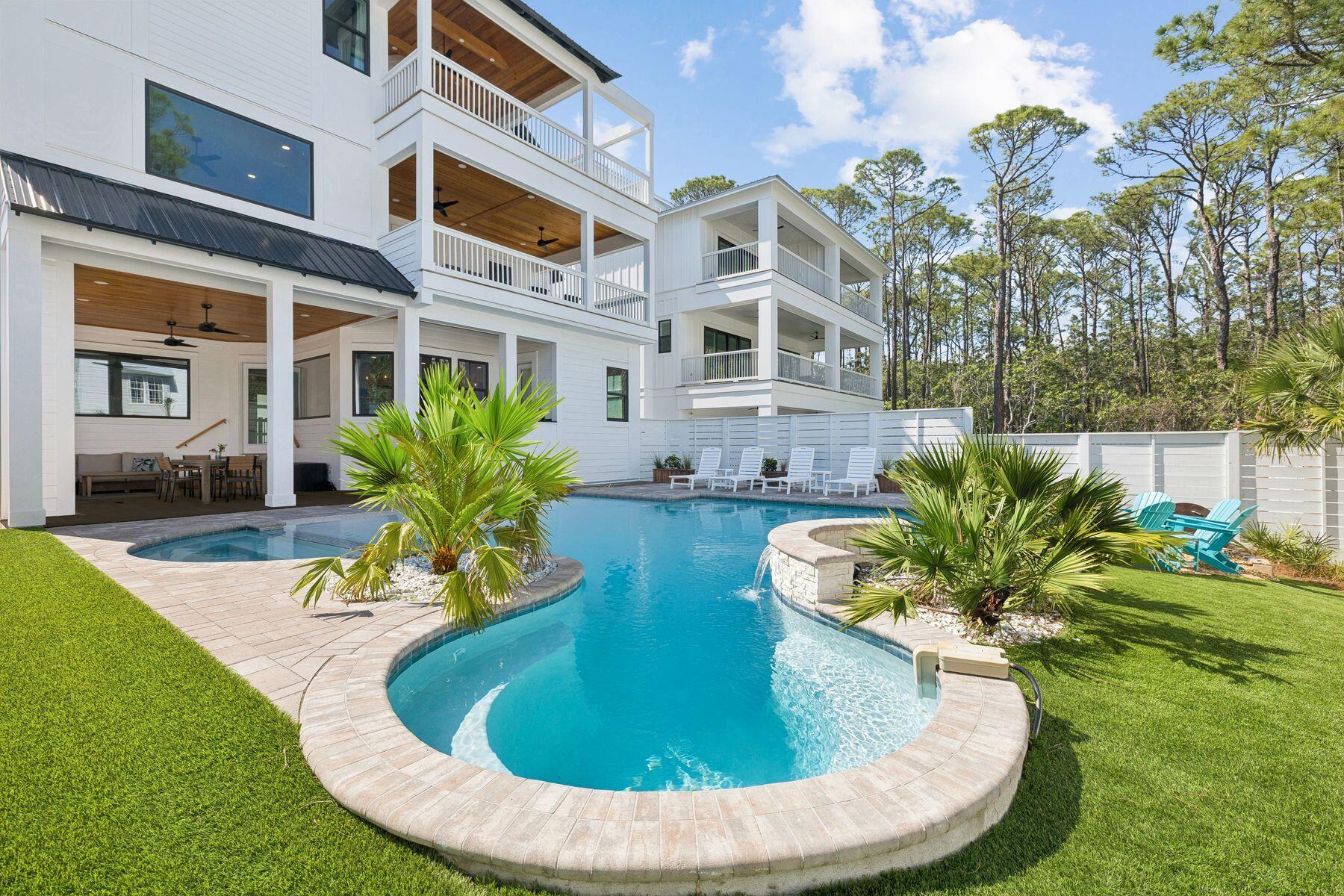 GULF SHORE MANOR - Residential