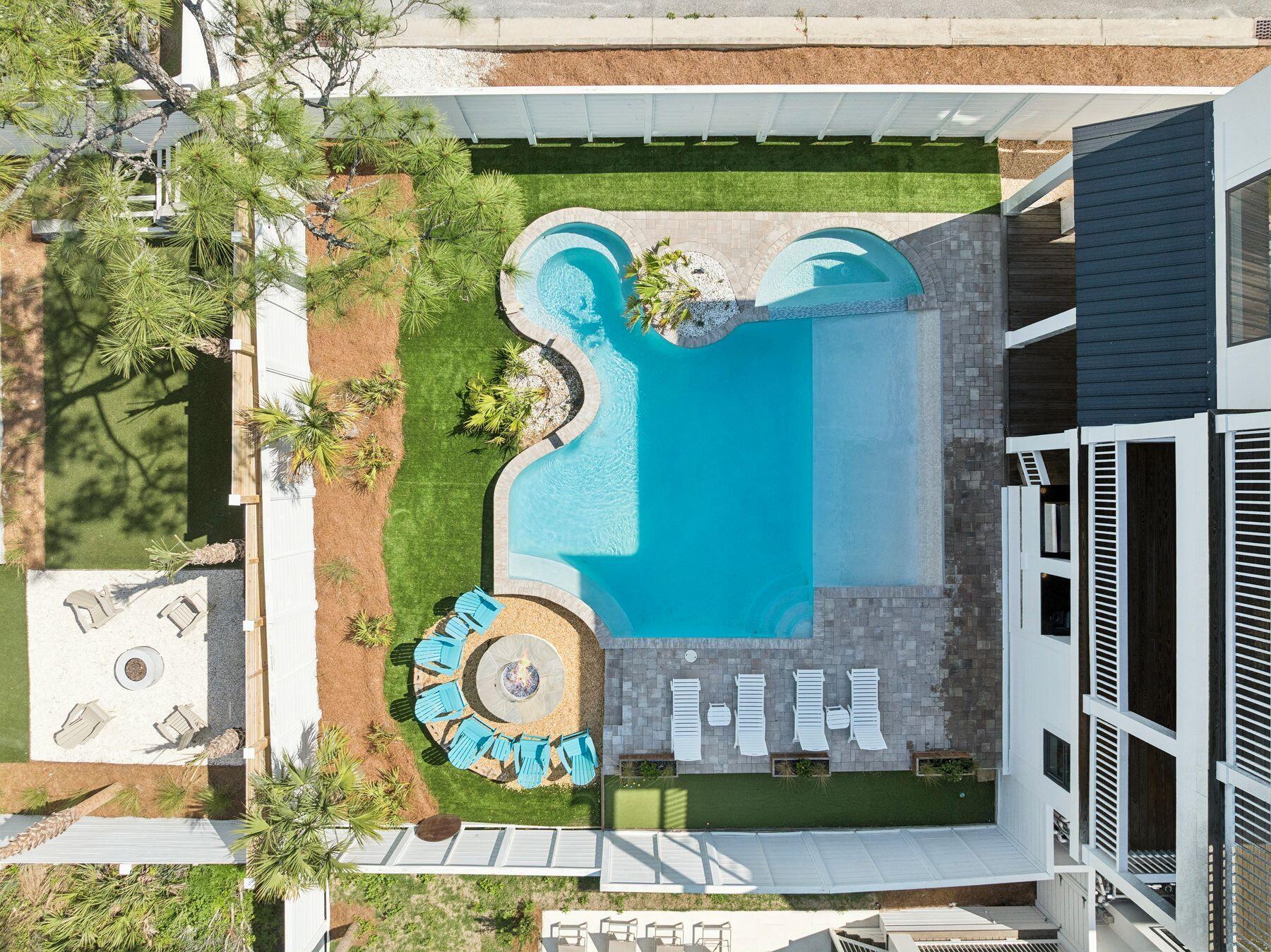 GULF SHORE MANOR - Residential