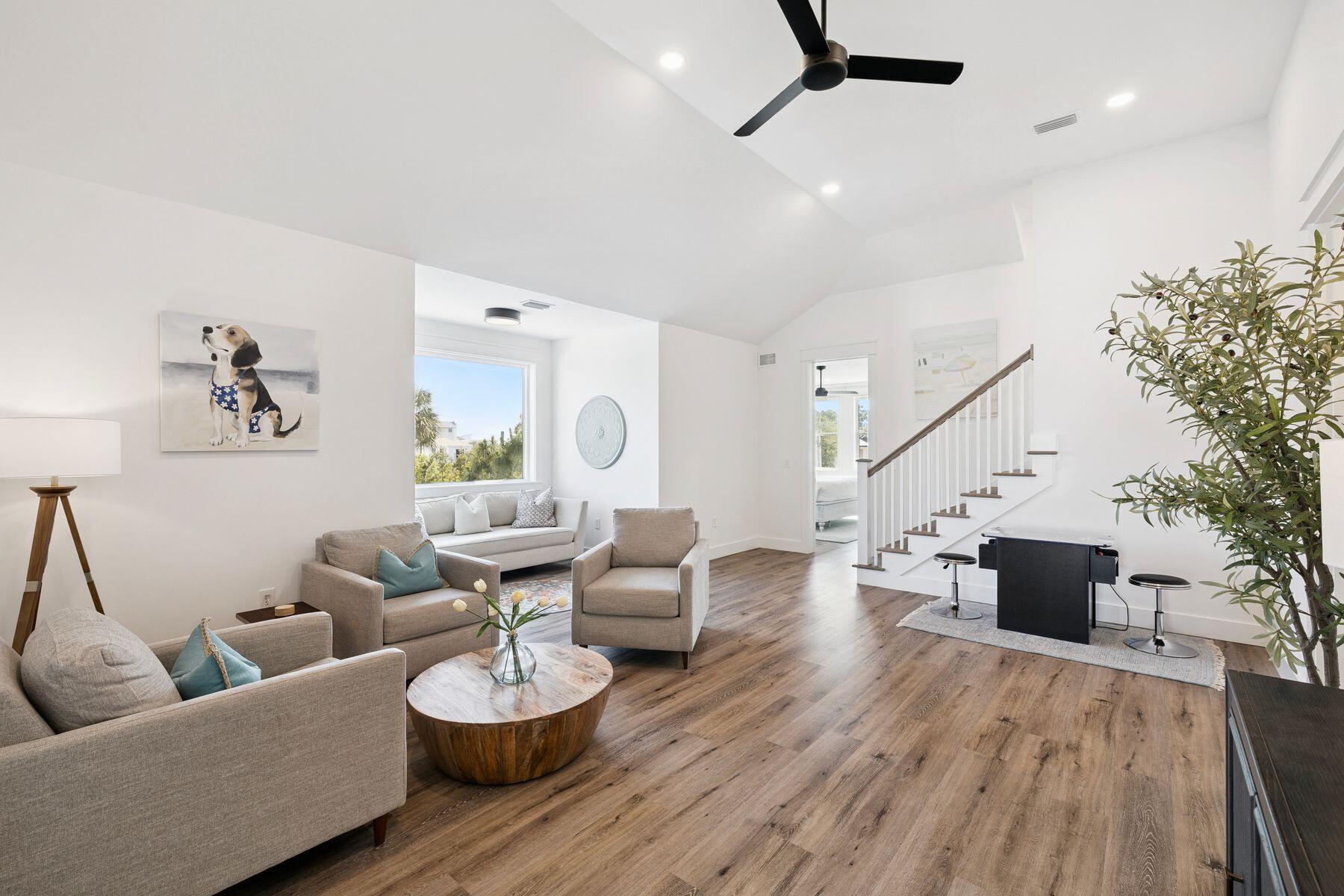GULF SHORE MANOR - Residential