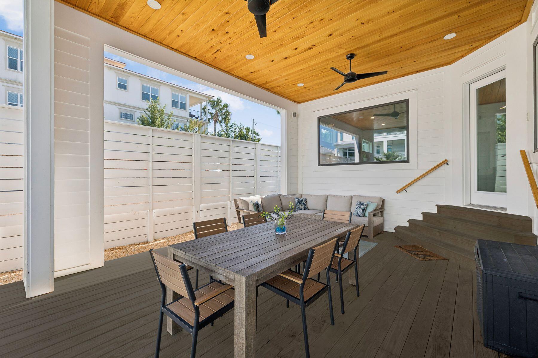GULF SHORE MANOR - Residential