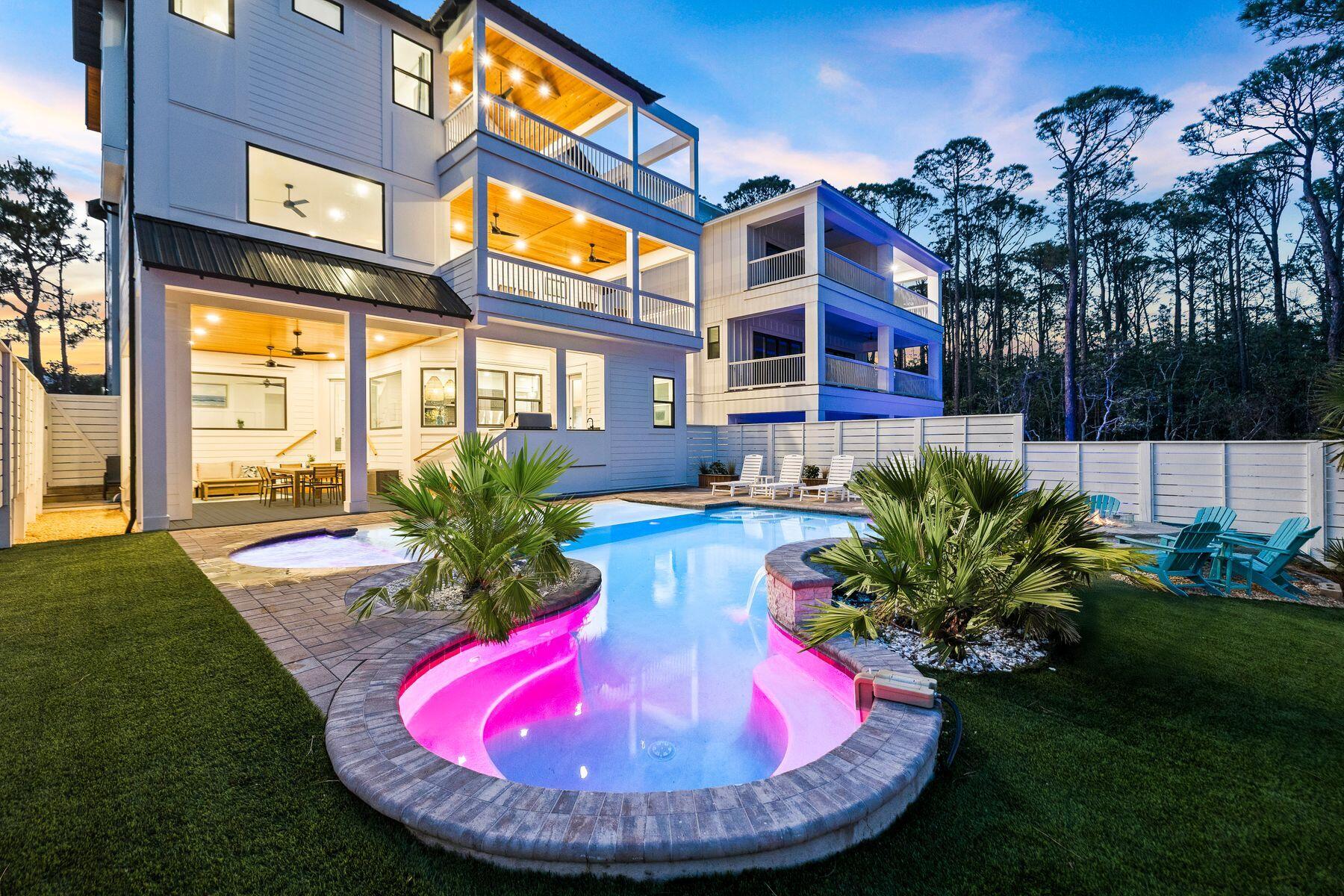 GULF SHORE MANOR - Residential