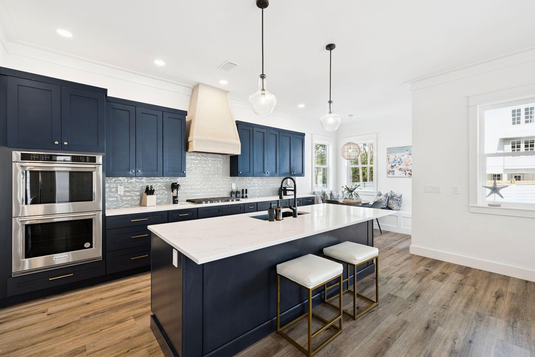 GULF SHORE MANOR - Residential