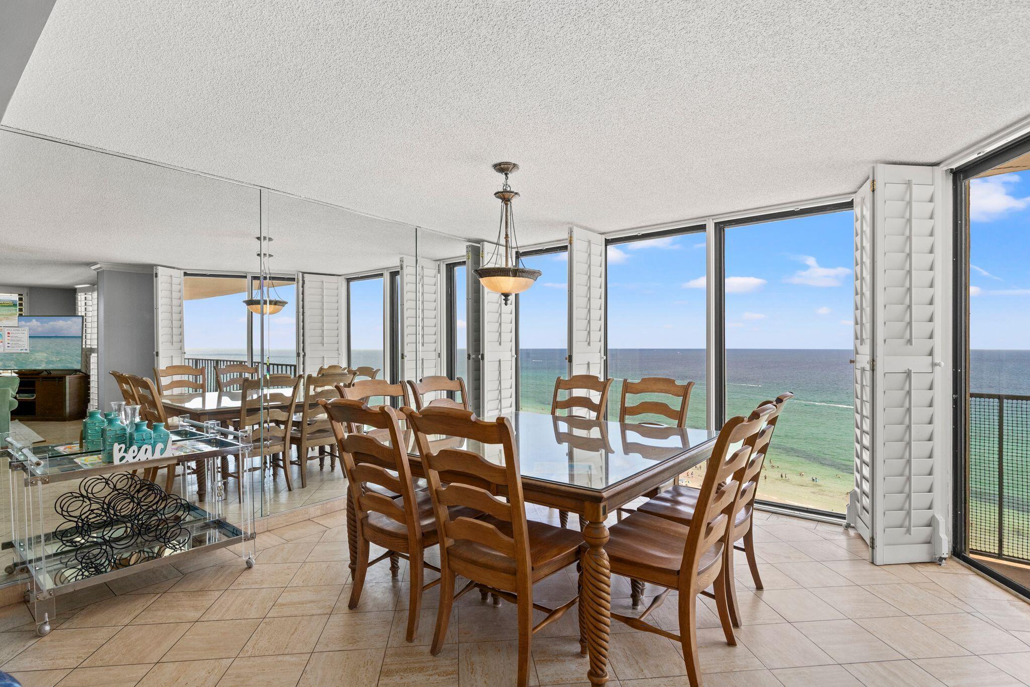 EDGEWATER - Residential