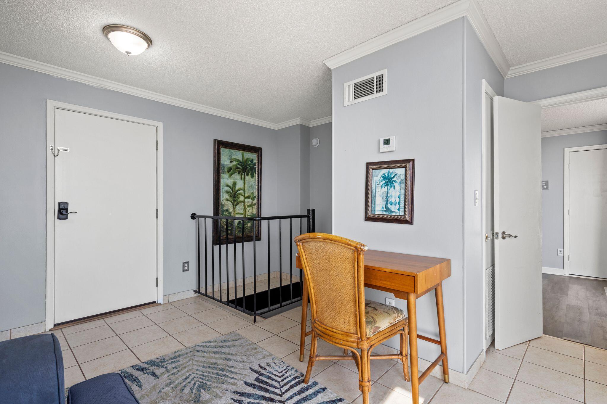 EDGEWATER - Residential