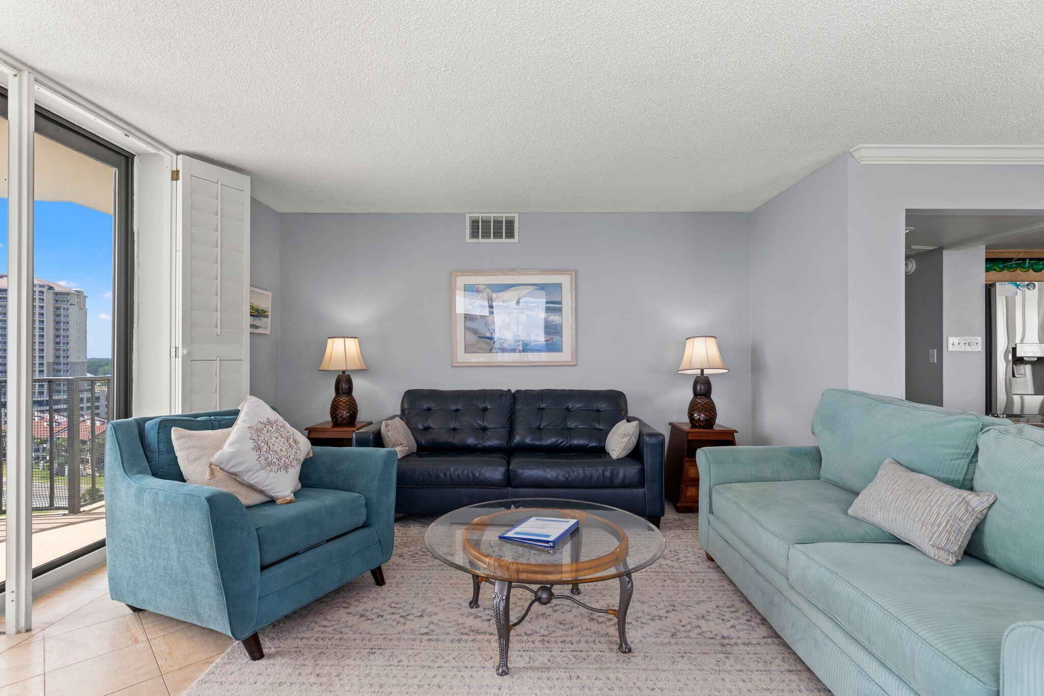 EDGEWATER - Residential
