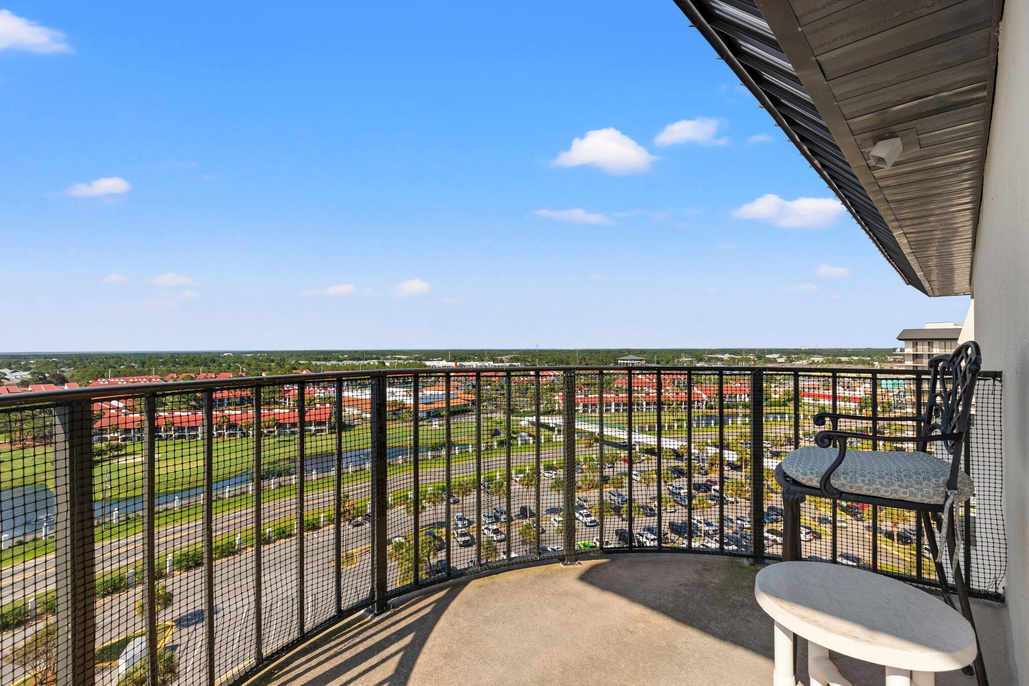 EDGEWATER - Residential