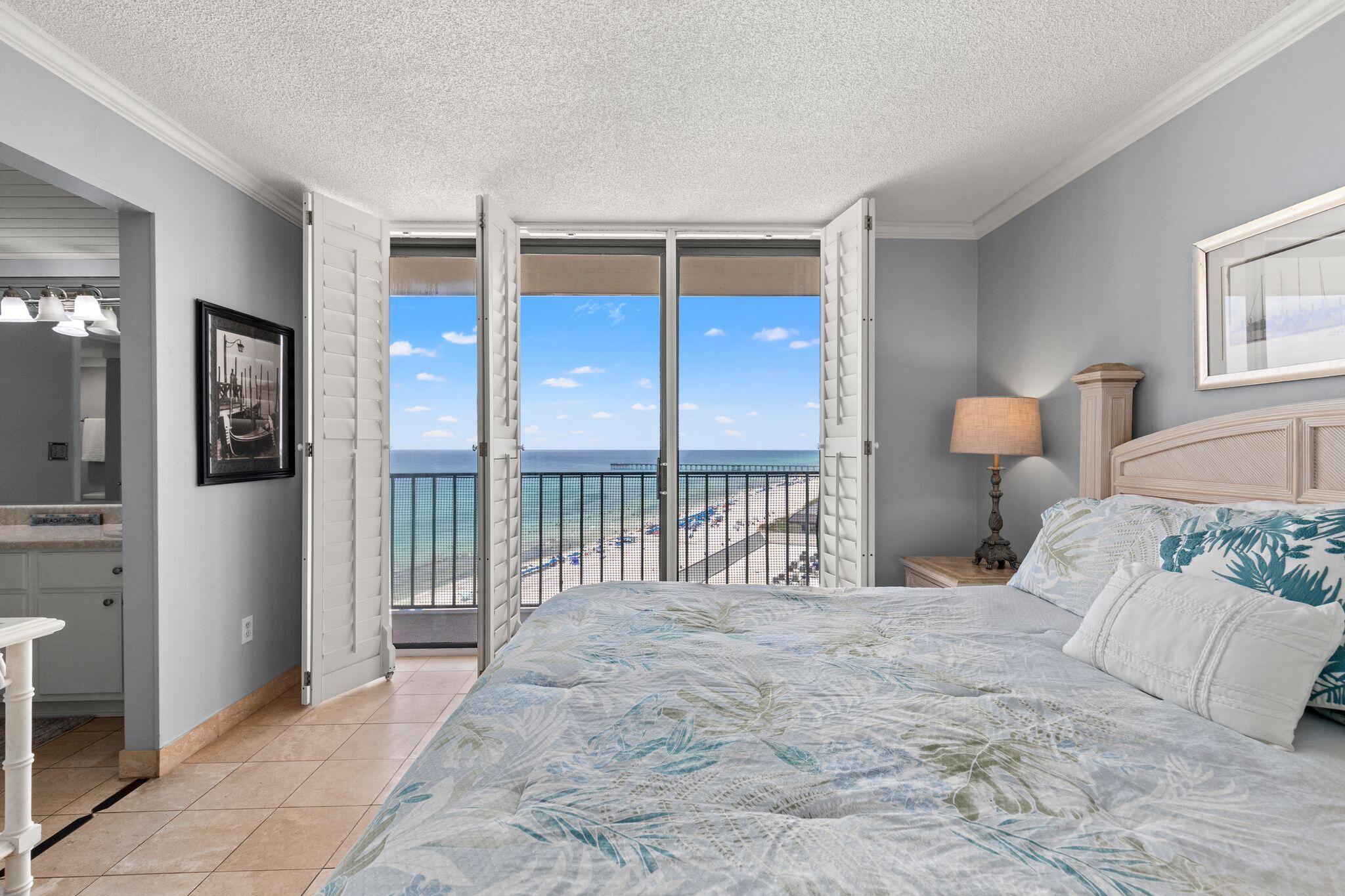 EDGEWATER - Residential