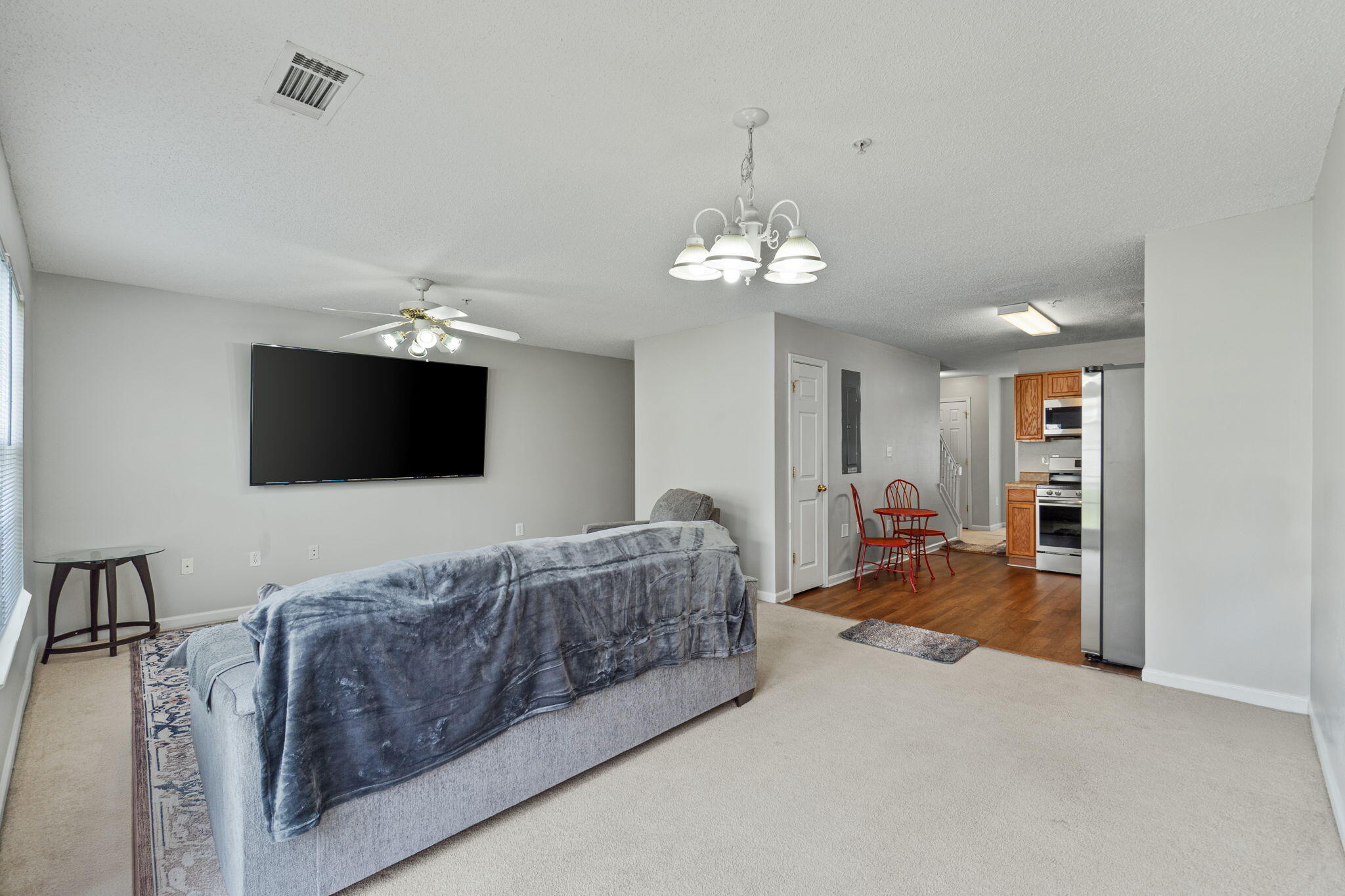 ROLLING PINES - Residential