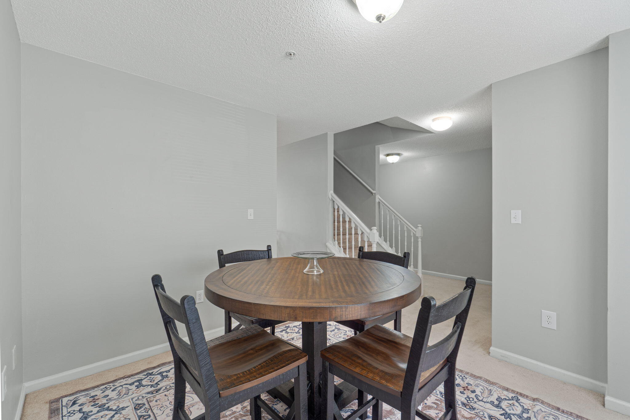 ROLLING PINES - Residential