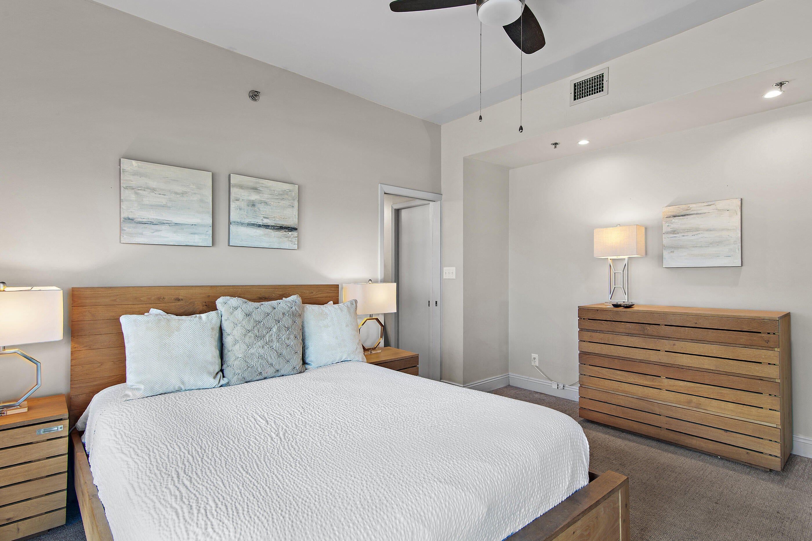 TOPS'L BEACH MANOR - Residential