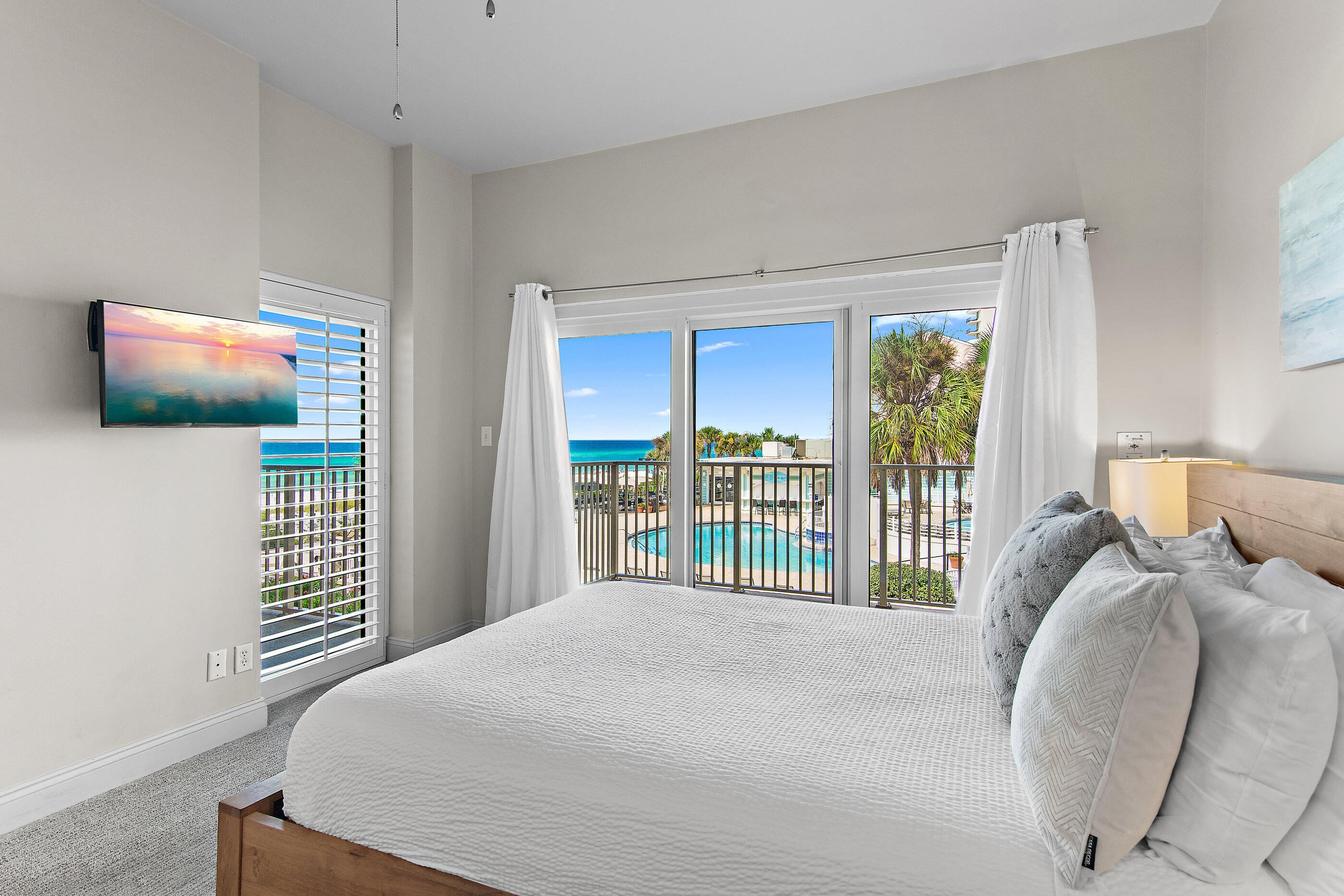 TOPS'L BEACH MANOR - Residential