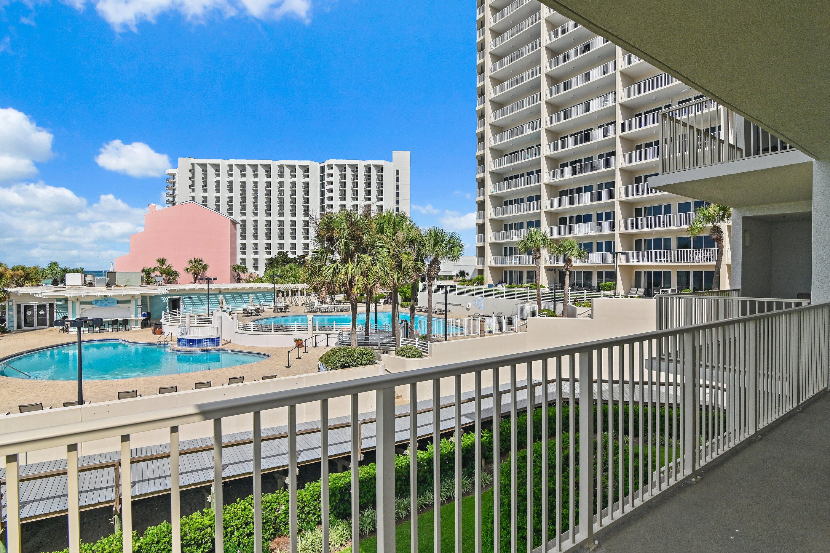 TOPS'L BEACH MANOR - Residential