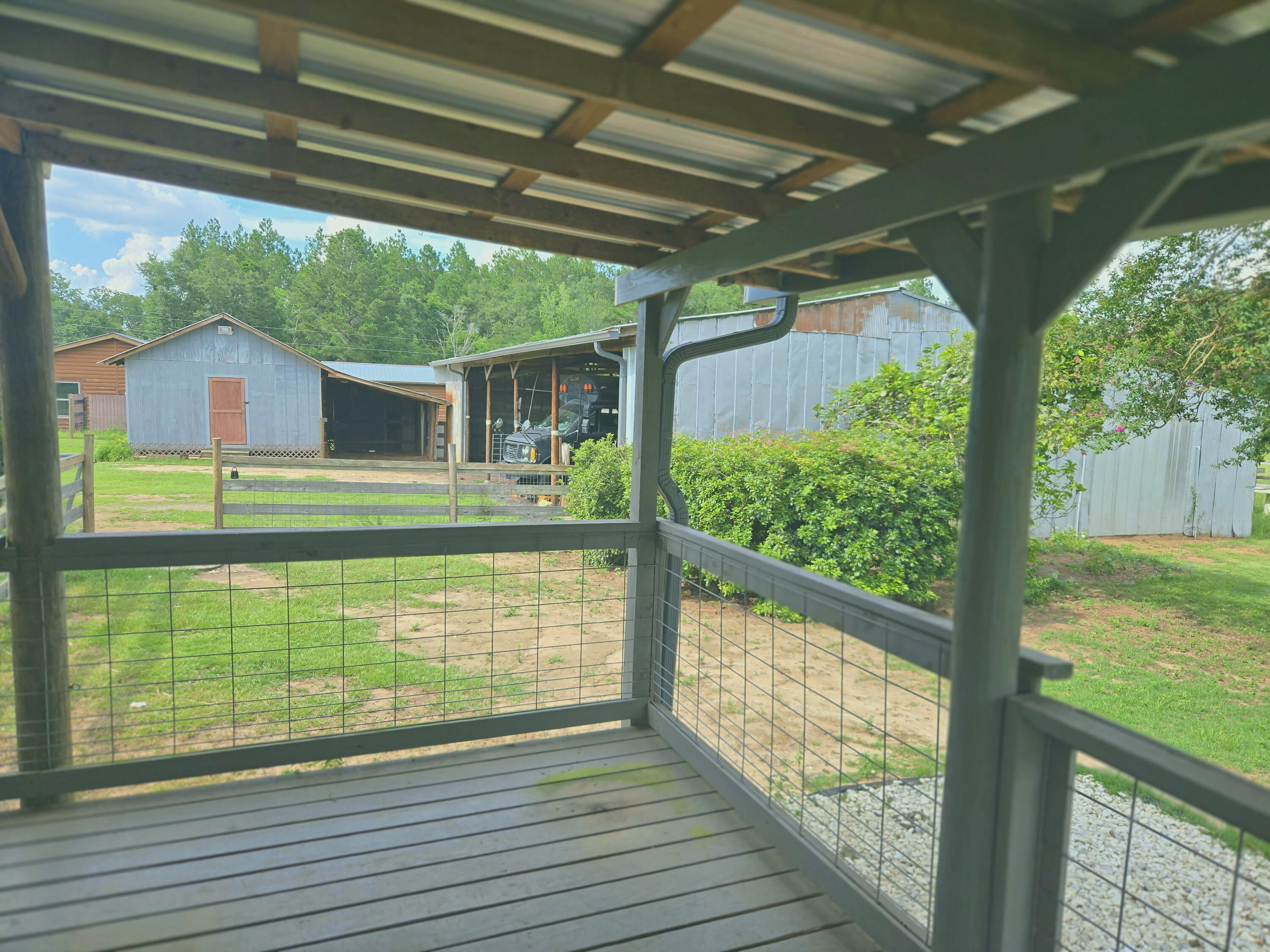 NO RECORDED SUBDIVISION - Residential
