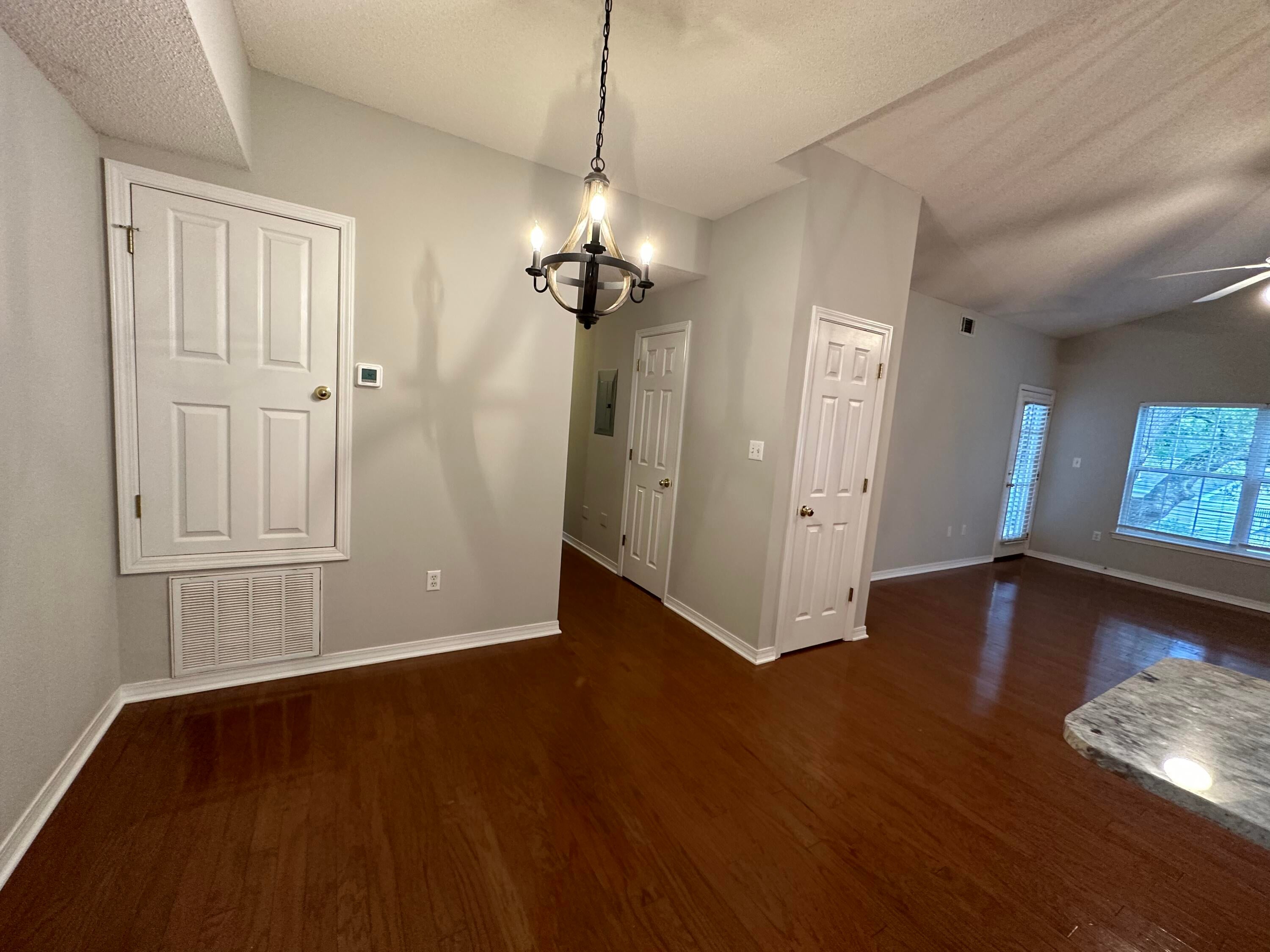 THE OAKS AT NICEVILLE - Residential Lease