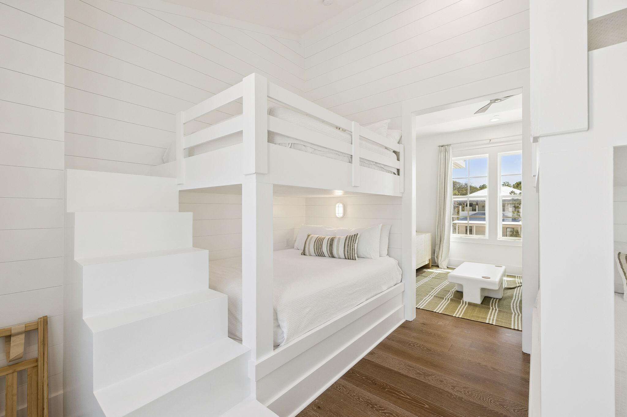 GULF SHORE MANOR - Residential