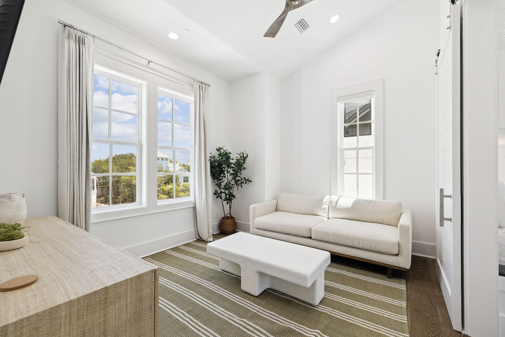 GULF SHORE MANOR - Residential